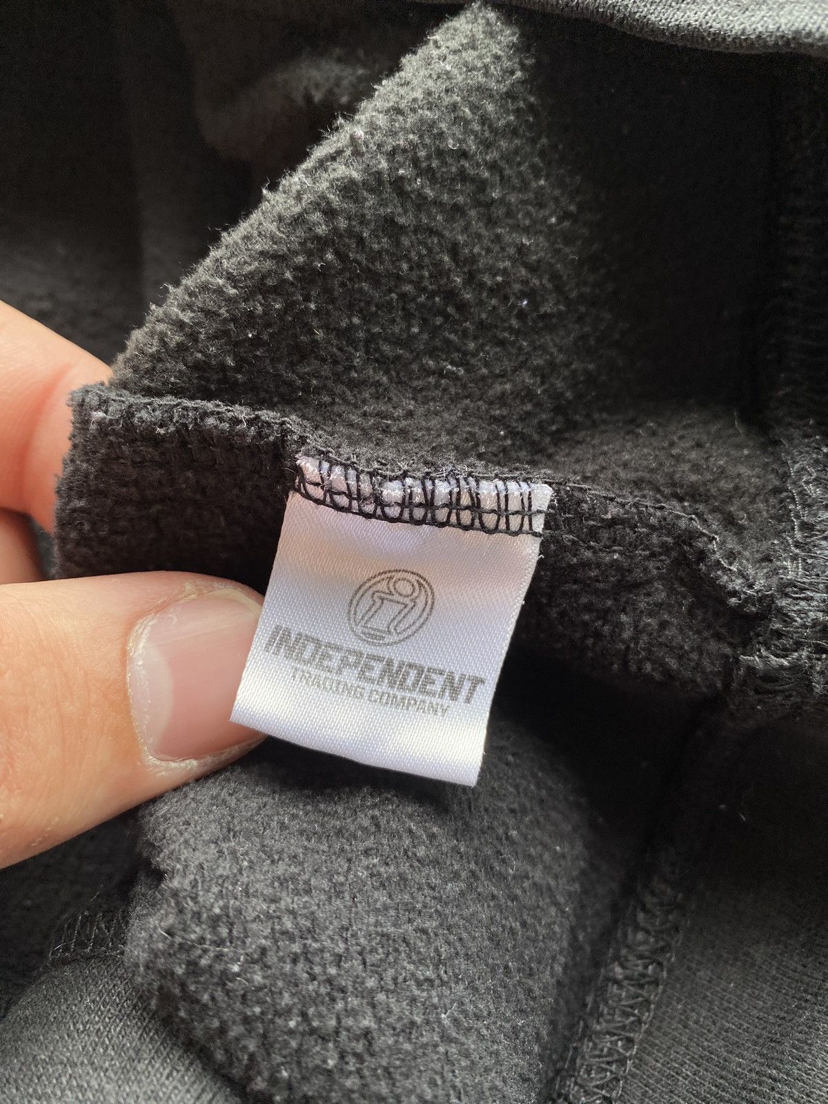 Other 🔥Unus Annus Skeleton Independent Faded black sweatshirt rare Size US M / EU 48-50 / 2 - 4 Thumbnail