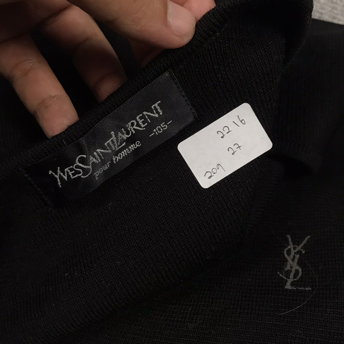 Yves Saint Laurent YVES SAINT LAURENT POUR HOMME KNITWEAR VEST Size US L / EU 52-54 / 3 - 6 Thumbnail