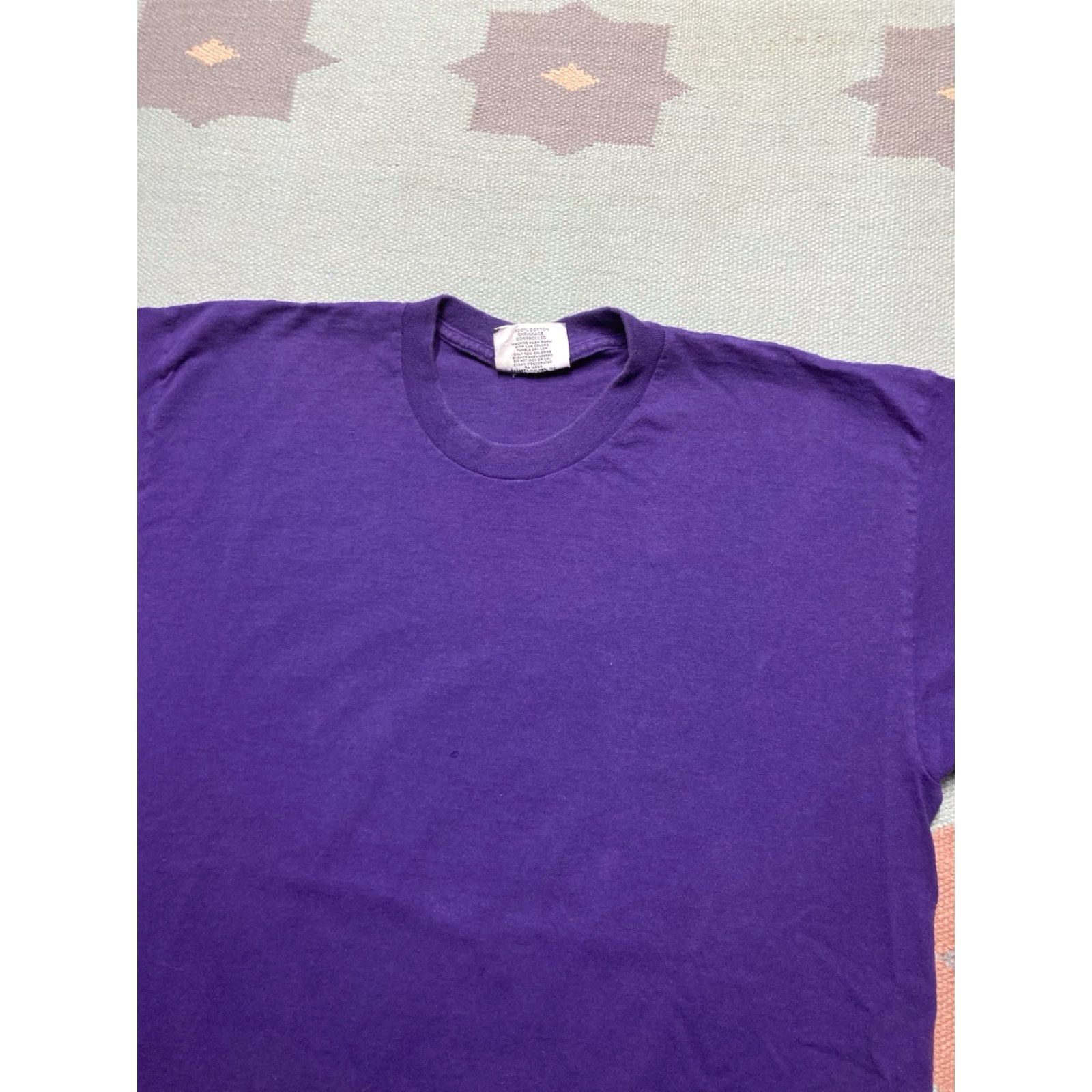 Lee VINTAGE 90s Lee T-Shirt Adult XL Purple Cotton Made in USA Men Mens Shirt Size US XL / EU 56 / 4 - 2 Thumbnail