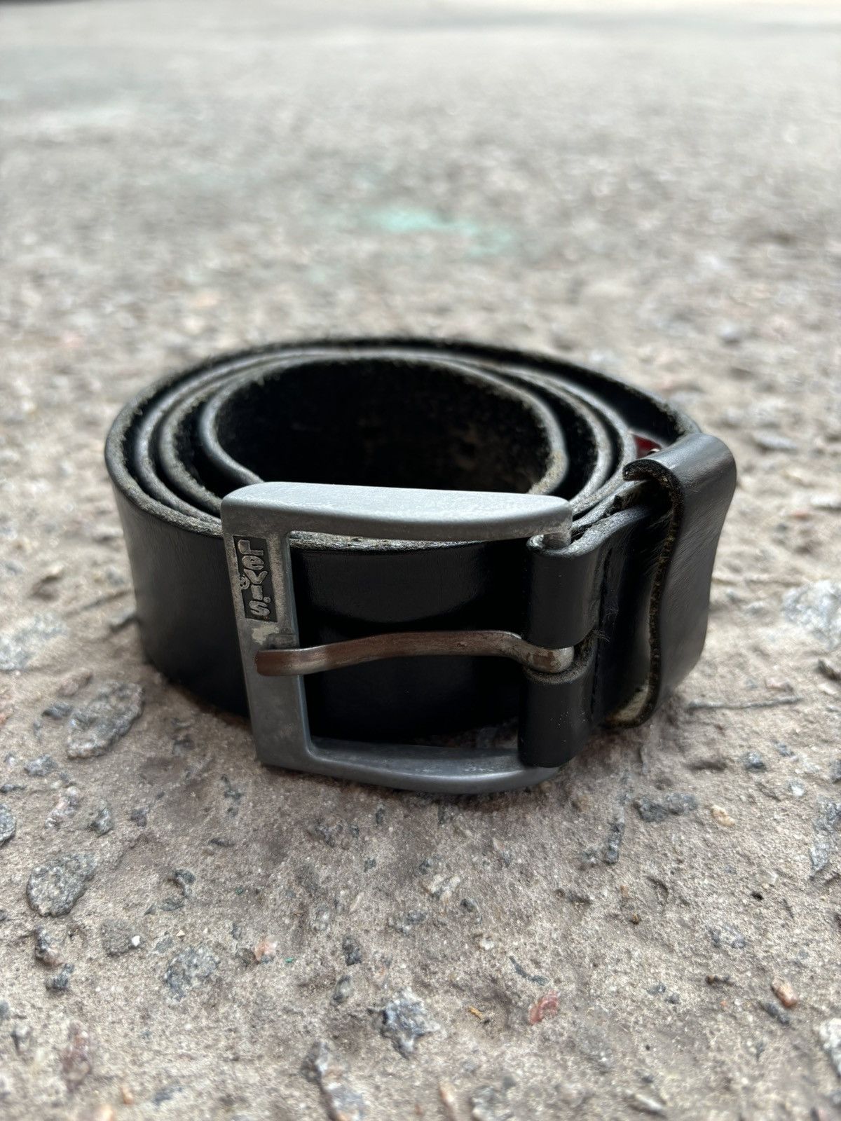 Levi's Vintage Levis Logo Buckle Leather Belt Size ONE SIZE - 1 Thumbnail