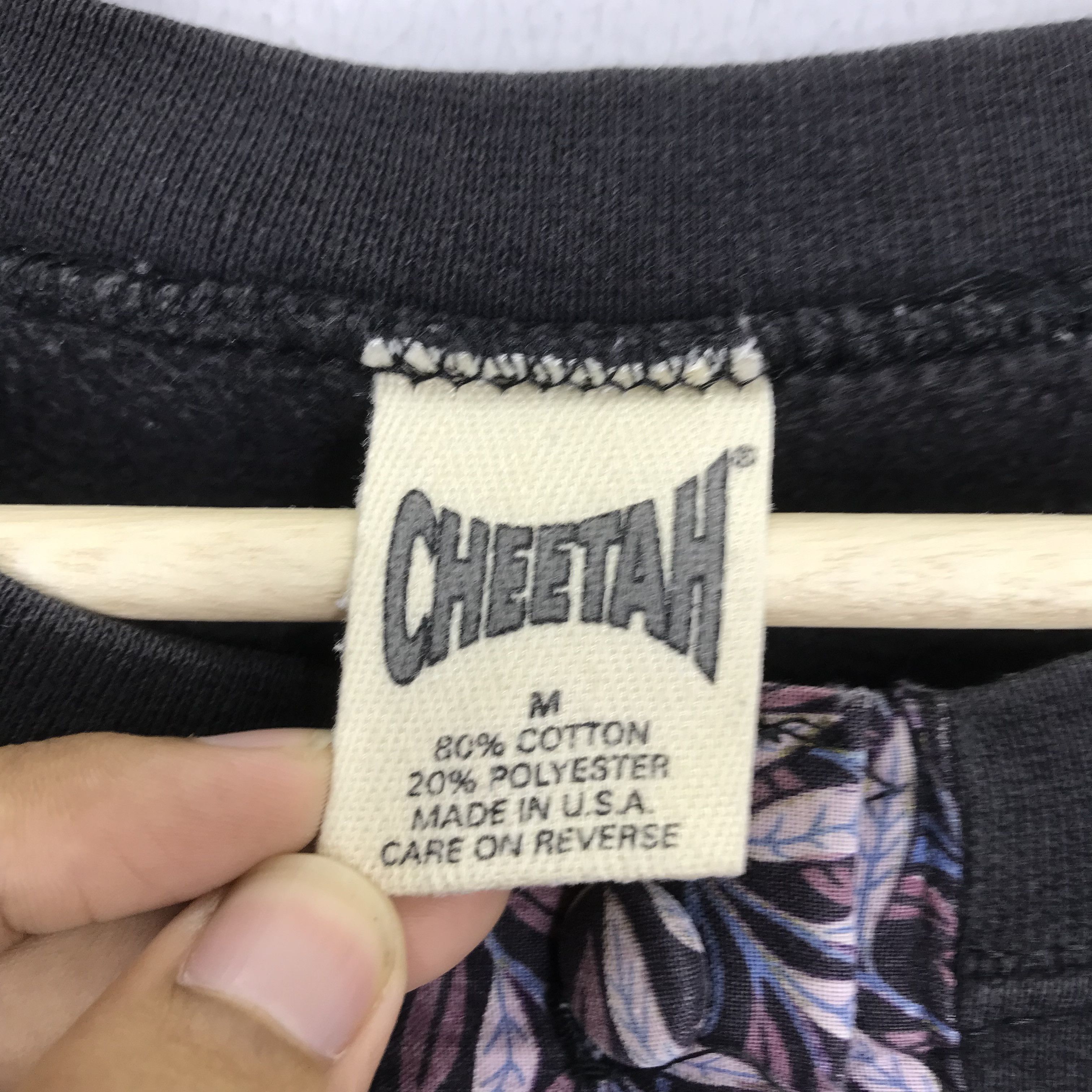 Japanese Brand Vintage cheetah flower art - 18 Size US M / EU 48-50 / 2 - 9 Thumbnail