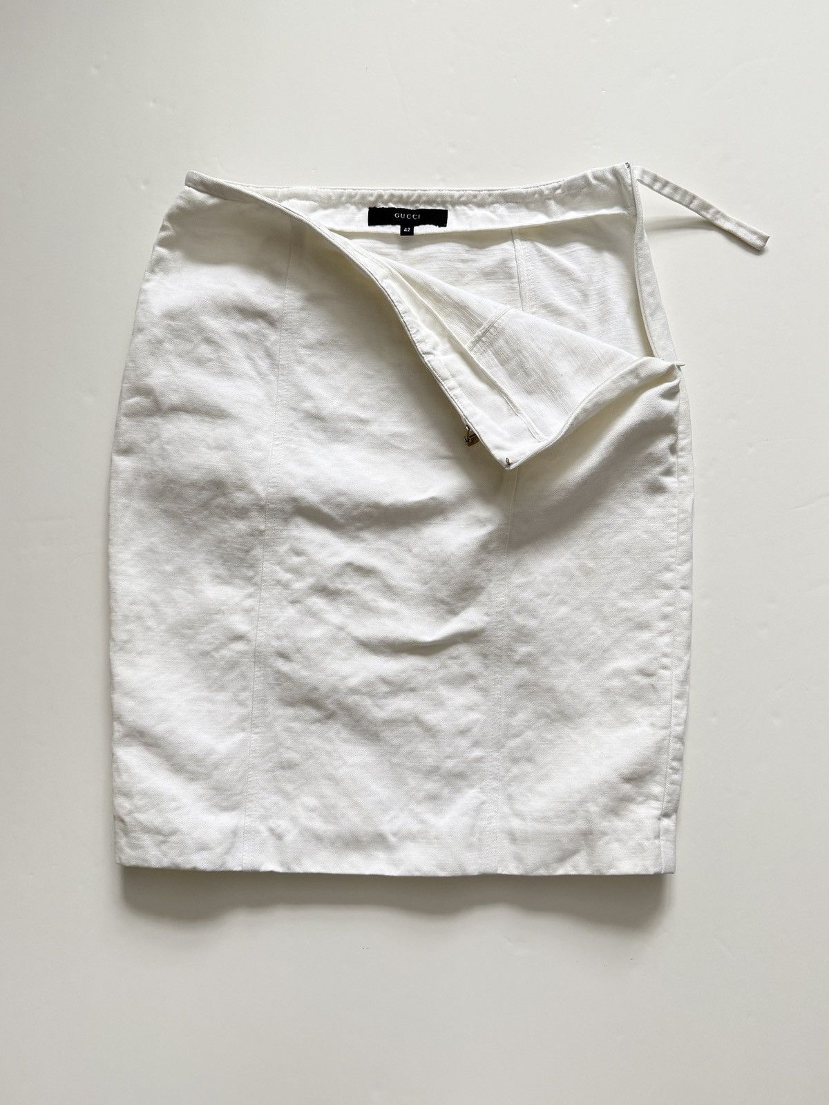 Gucci Tom Ford 96-97’ 2-seam white skirt
