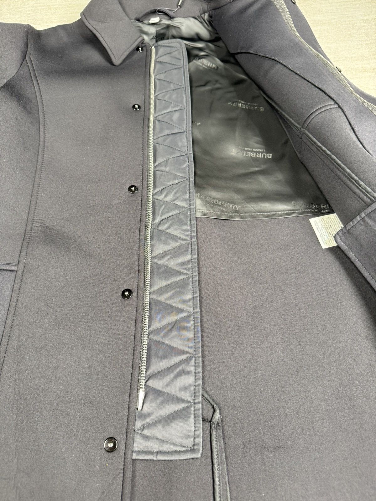 Burberry Shark fin neoprene car coat Size US M / EU 48-50 / 2 - 16 Thumbnail