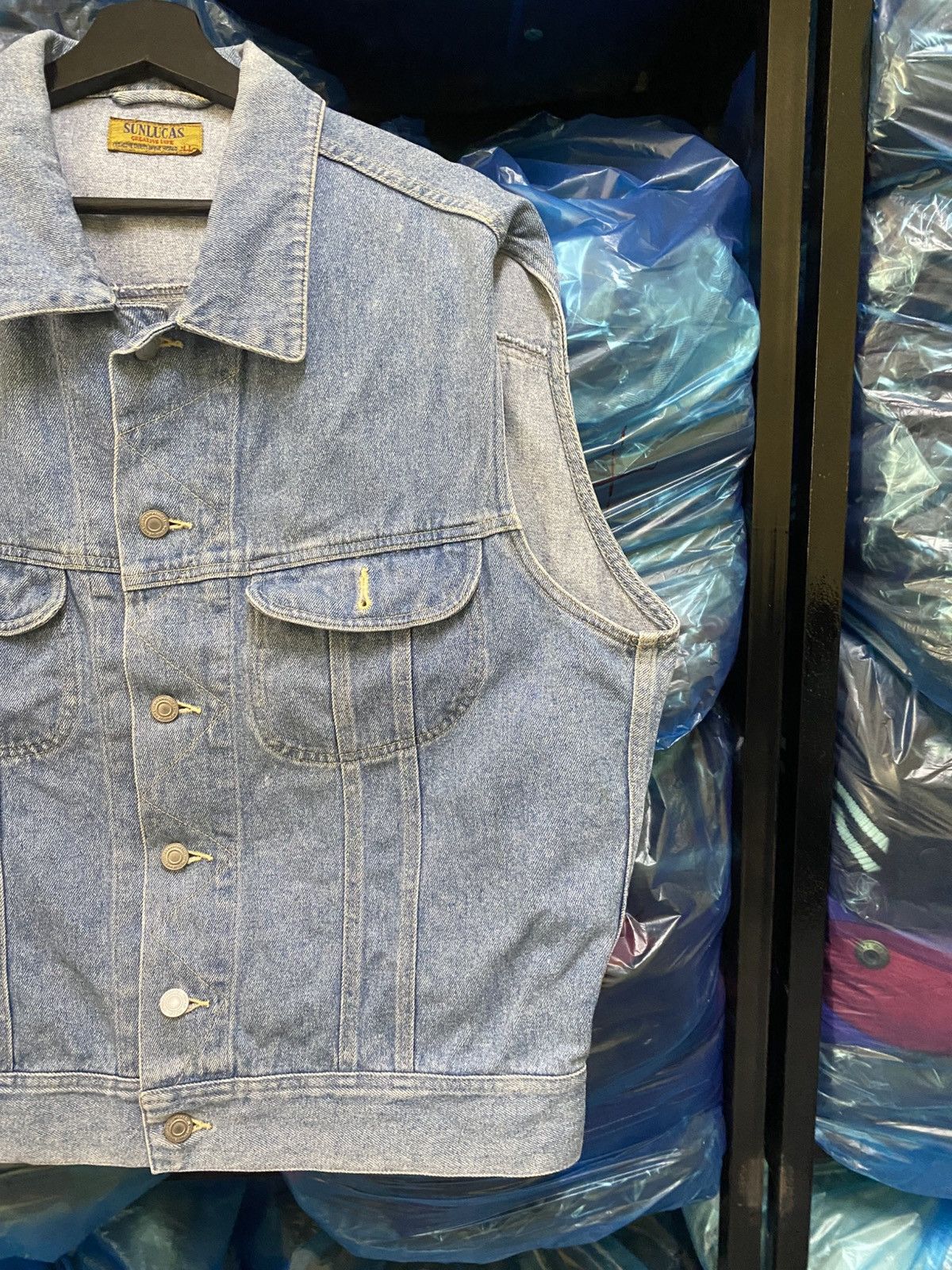 Other Vintage Sunlucas Denim Vest - Sleeveless Classic Size US L / EU 52-54 / 3 - 3 Thumbnail