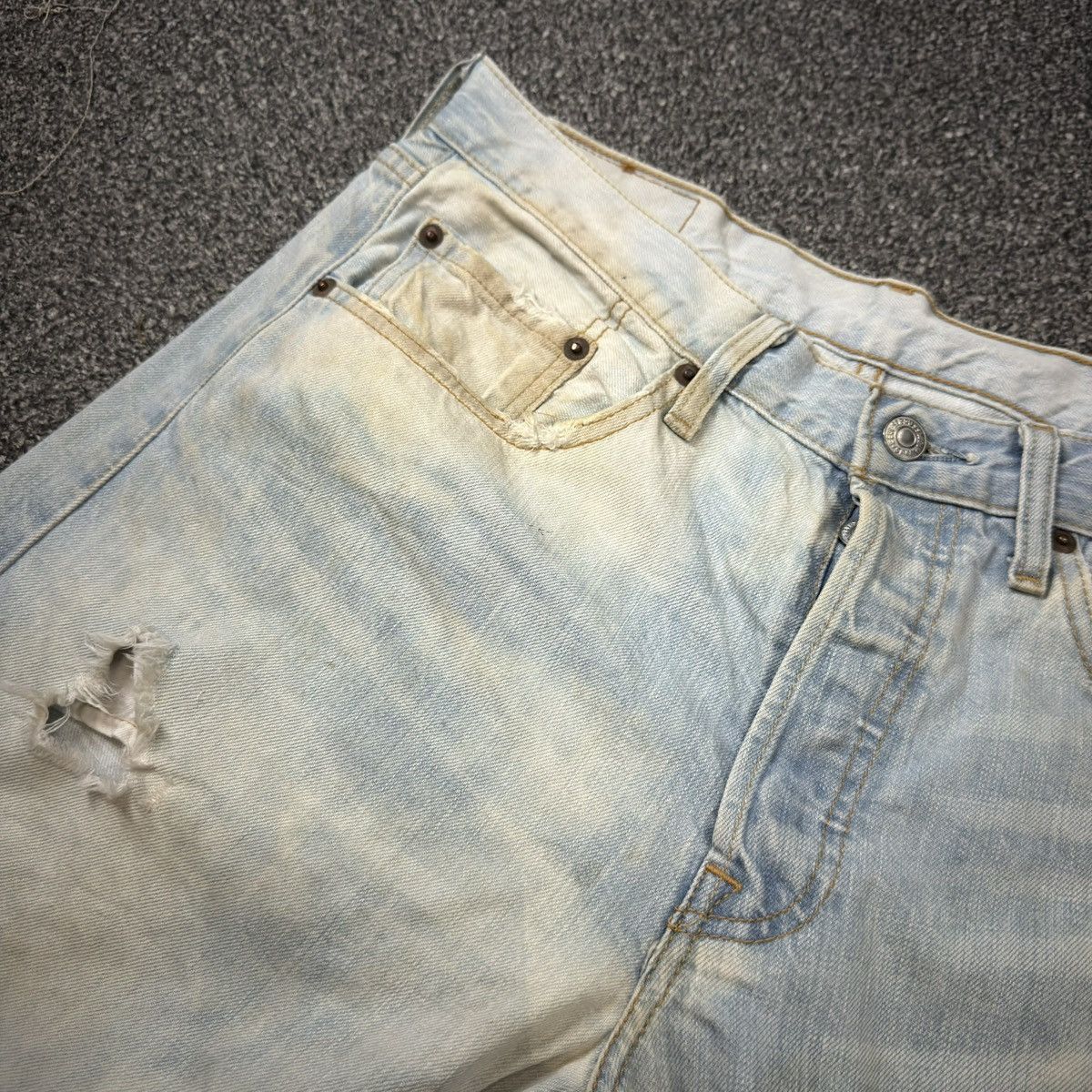 Levi's Made & Crafted y2k Splash 2 Tone Levis 501 Thrashed Denim Baggy Flared Size US 31 - 17 Thumbnail