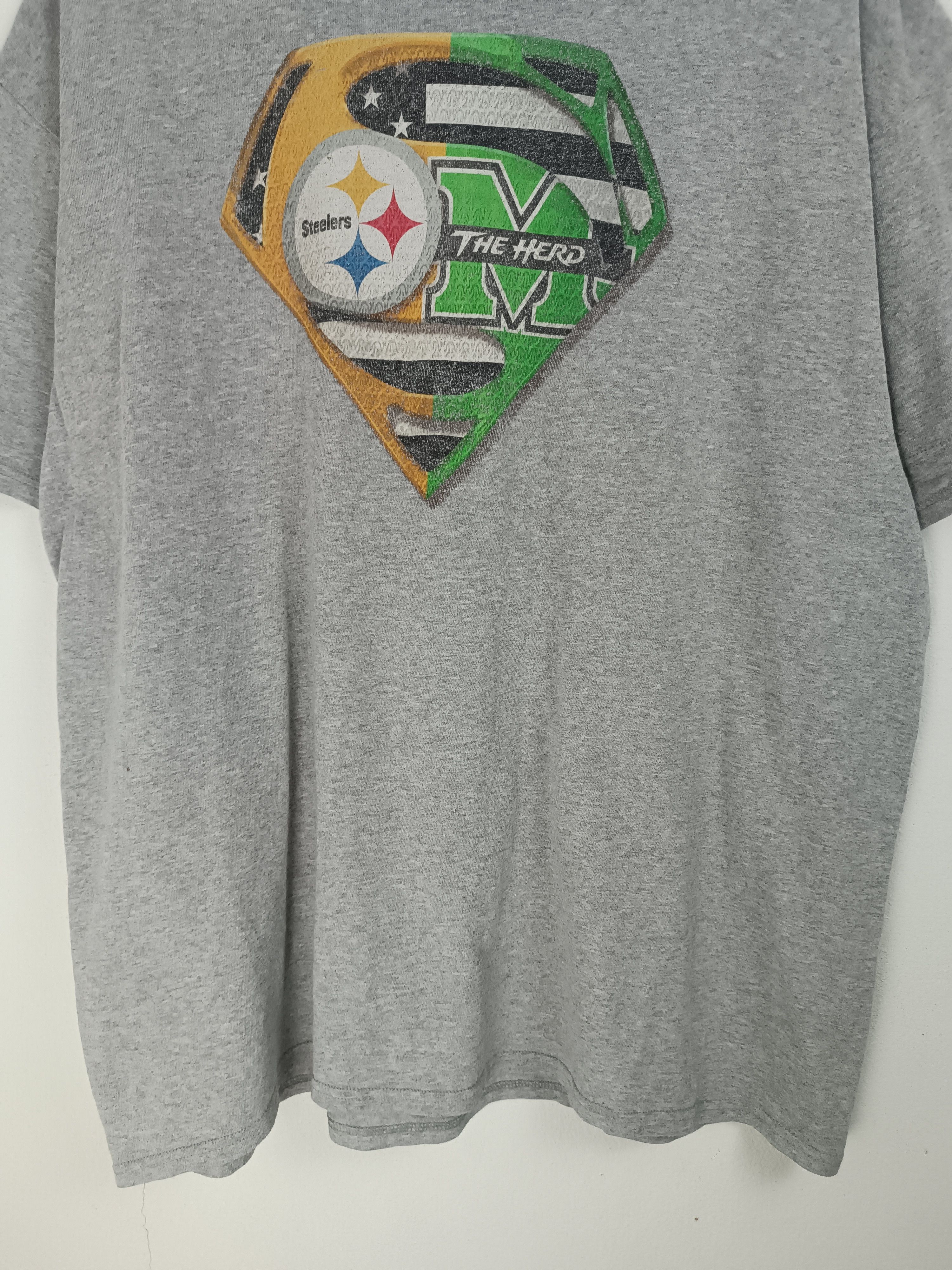 NFL VINTAGE PITSBURGH STEELERS SUPERMAN LOGO VERY RARE TEE Size US XL / EU 56 / 4 - 7 Thumbnail