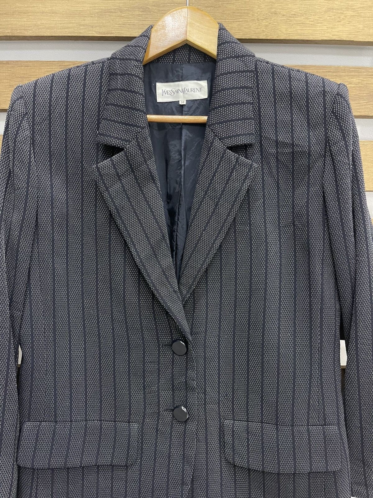 Yves Saint Laurent Yves Saint Laurent Women’s Stripe Blazer – Size 36 Size M / US 6-8 / IT 42-44 - 3 Thumbnail