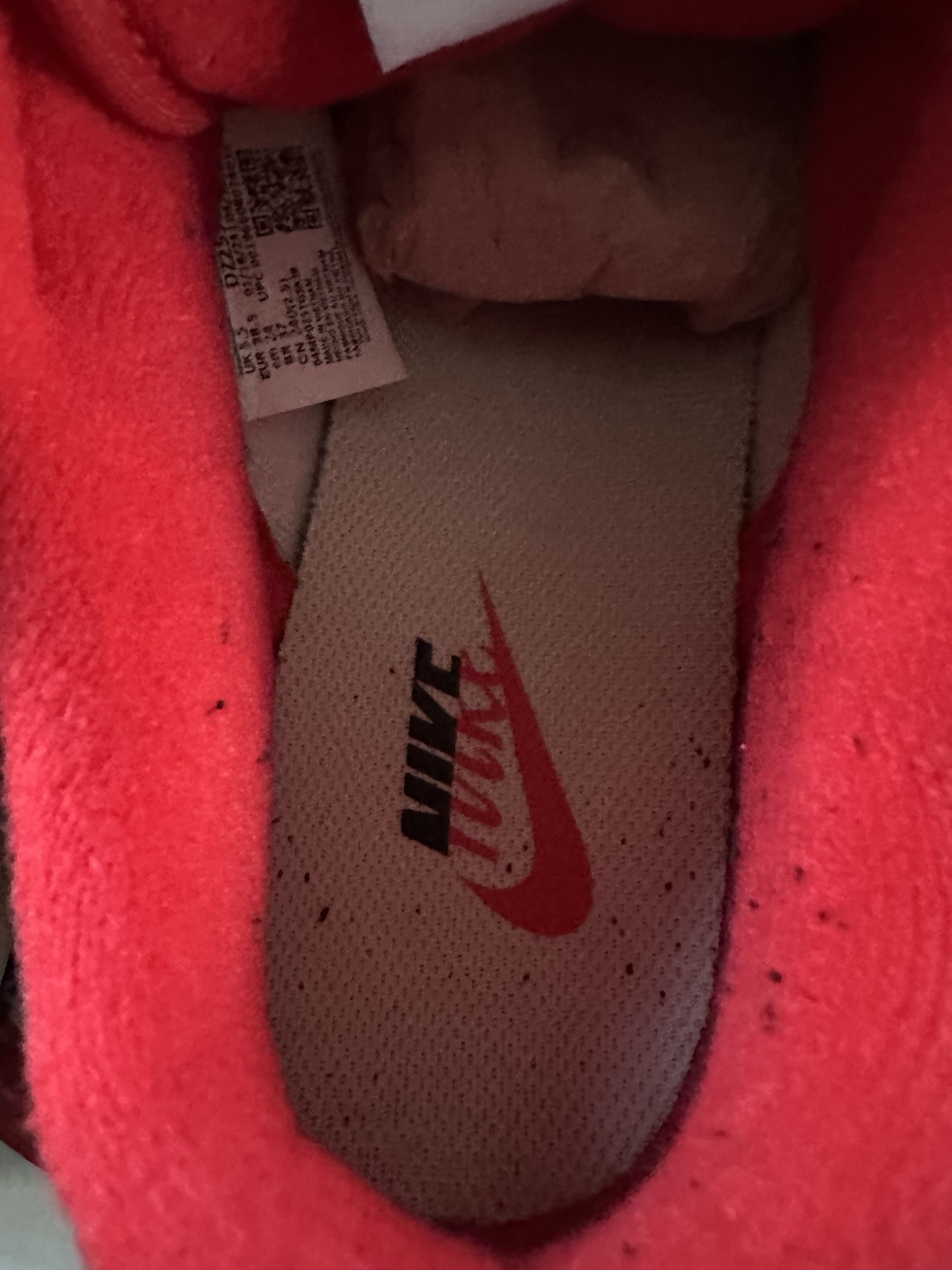 Jordan Brand × Nike PREOWNED NIKE DUNK LOW RETRO PRM "CHICAGO SPLIT" Size US 6 / EU 39 - 10 Thumbnail