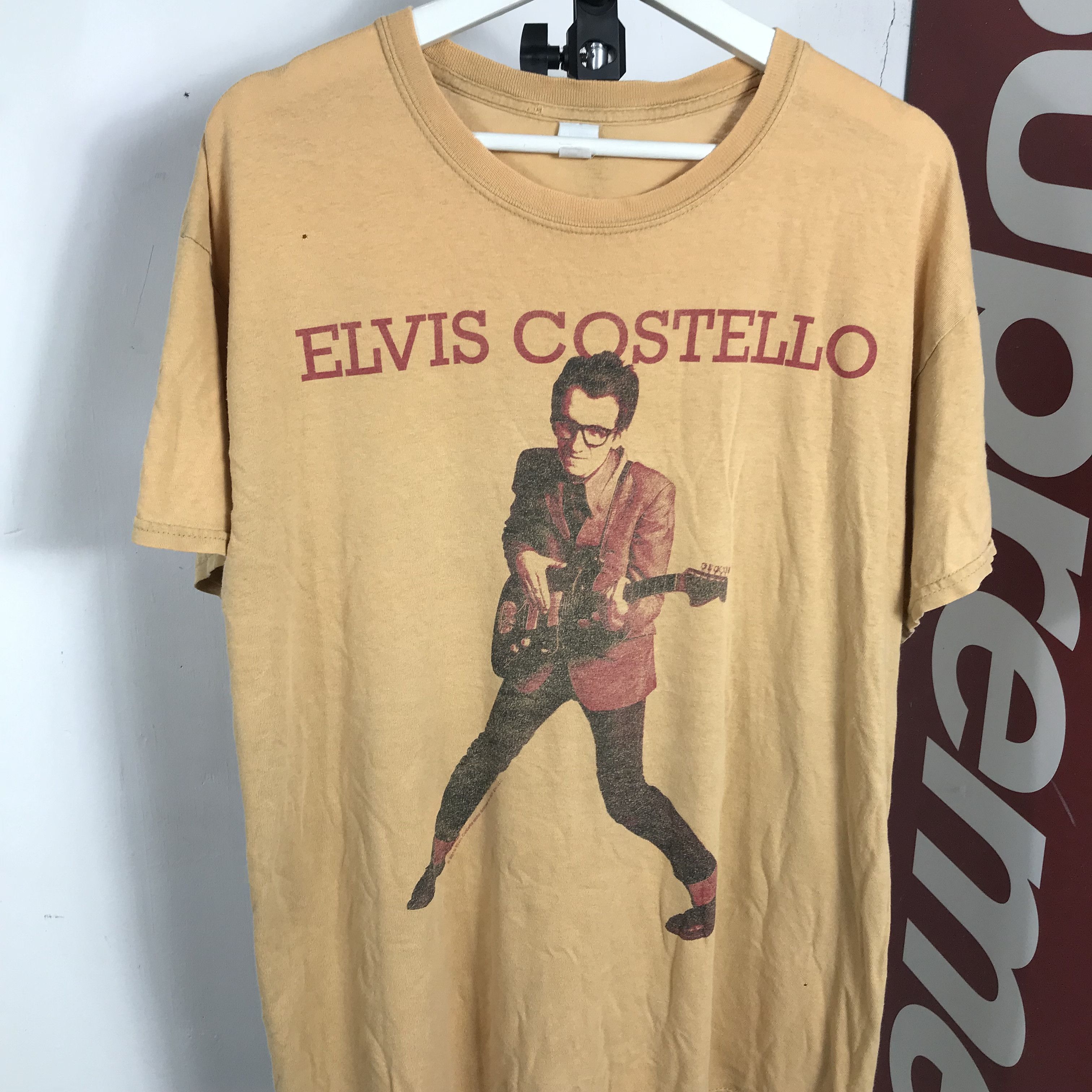 Band Tees vintage thrashed Elvis Costello Burtal Youth Size US L / EU 52-54 / 3 - 2 Thumbnail