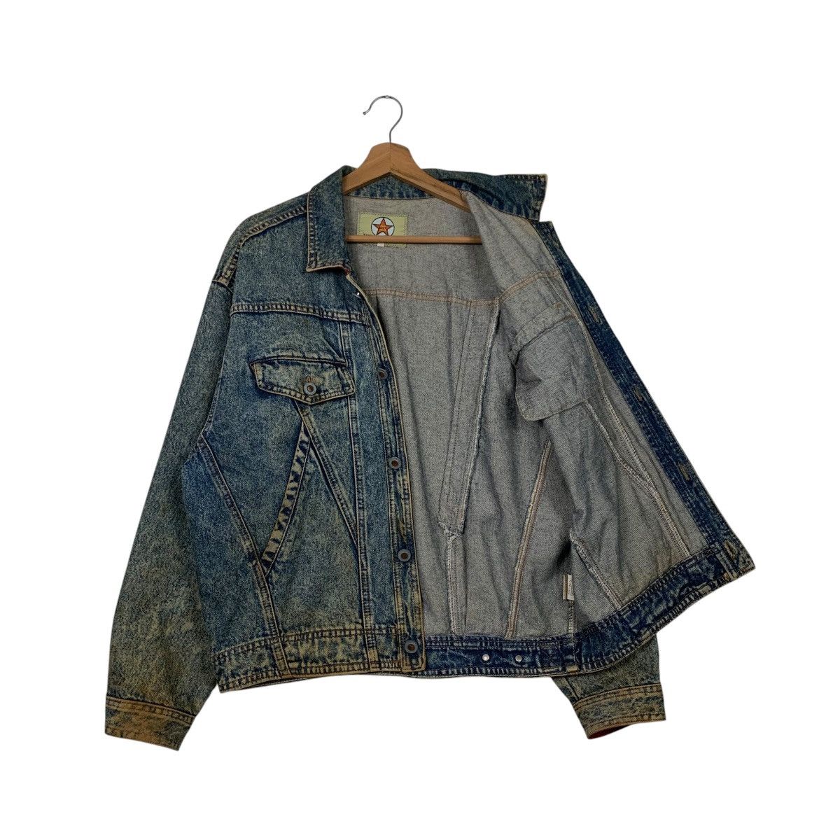 Japanese Brand Vintage CLUB & TEAM Blue Way Company Denim Jacket #2575-C116 Size US M / EU 48-50 / 2 - 9 Thumbnail