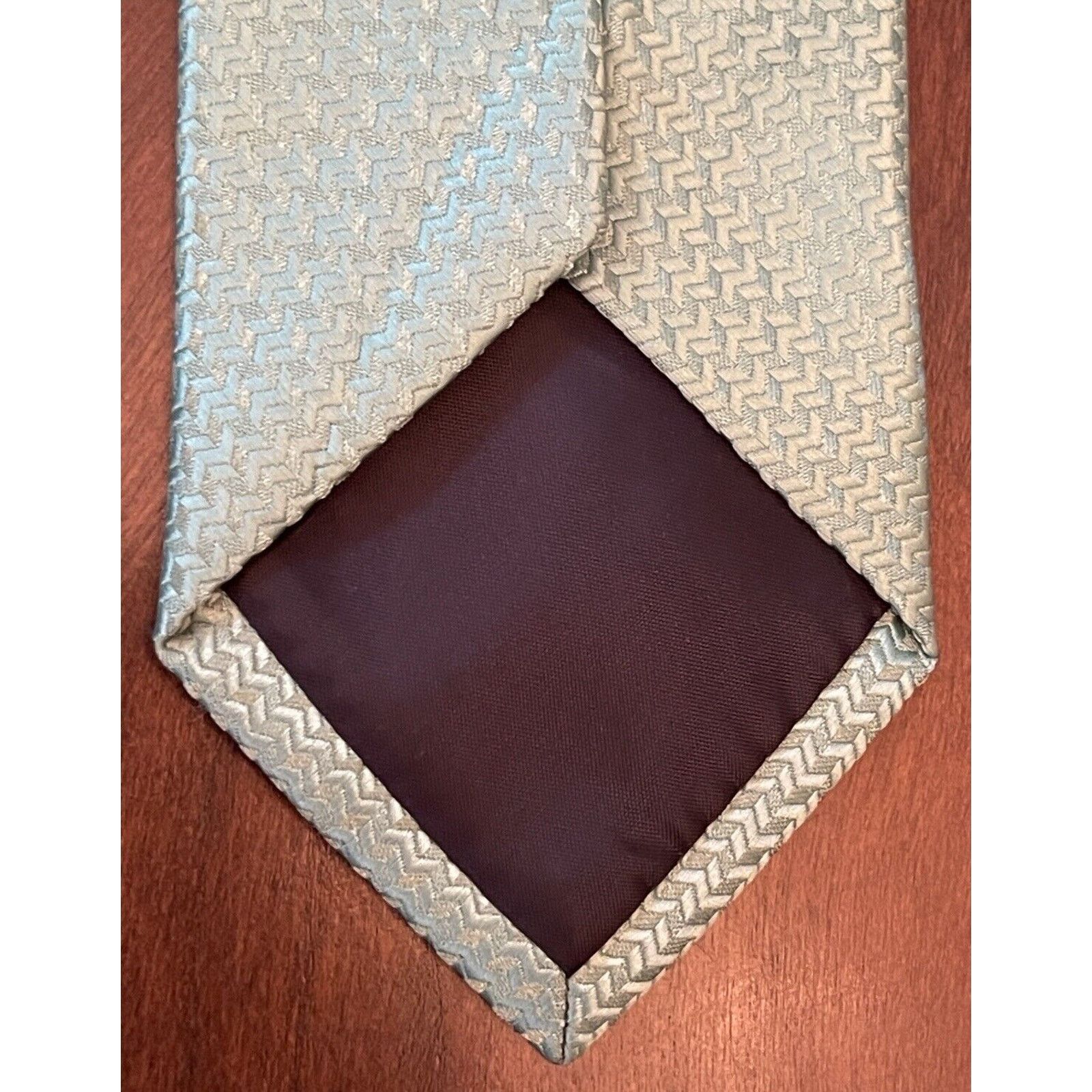 Van Heusen Van Heusen Green 100% Polyester Men’s Neck Tie Made In China Size ONE SIZE - 2 Thumbnail