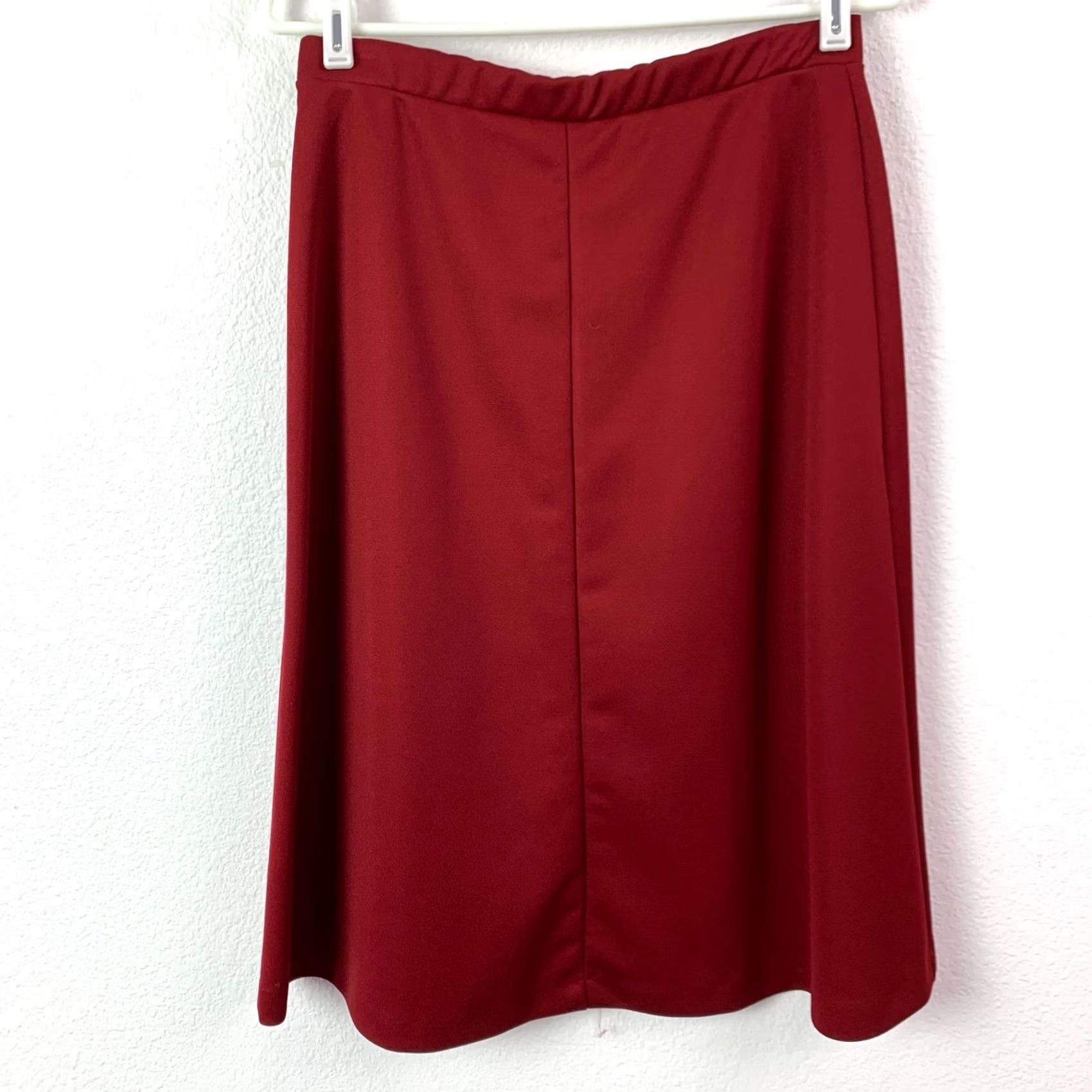 Vintage Vintage Red Burgundy Midi Polyester Career Skirt 12 USA 1970s Secretary/Geek Women Mens Girls Size 34" / US 12 / IT 48 - 3 Thumbnail