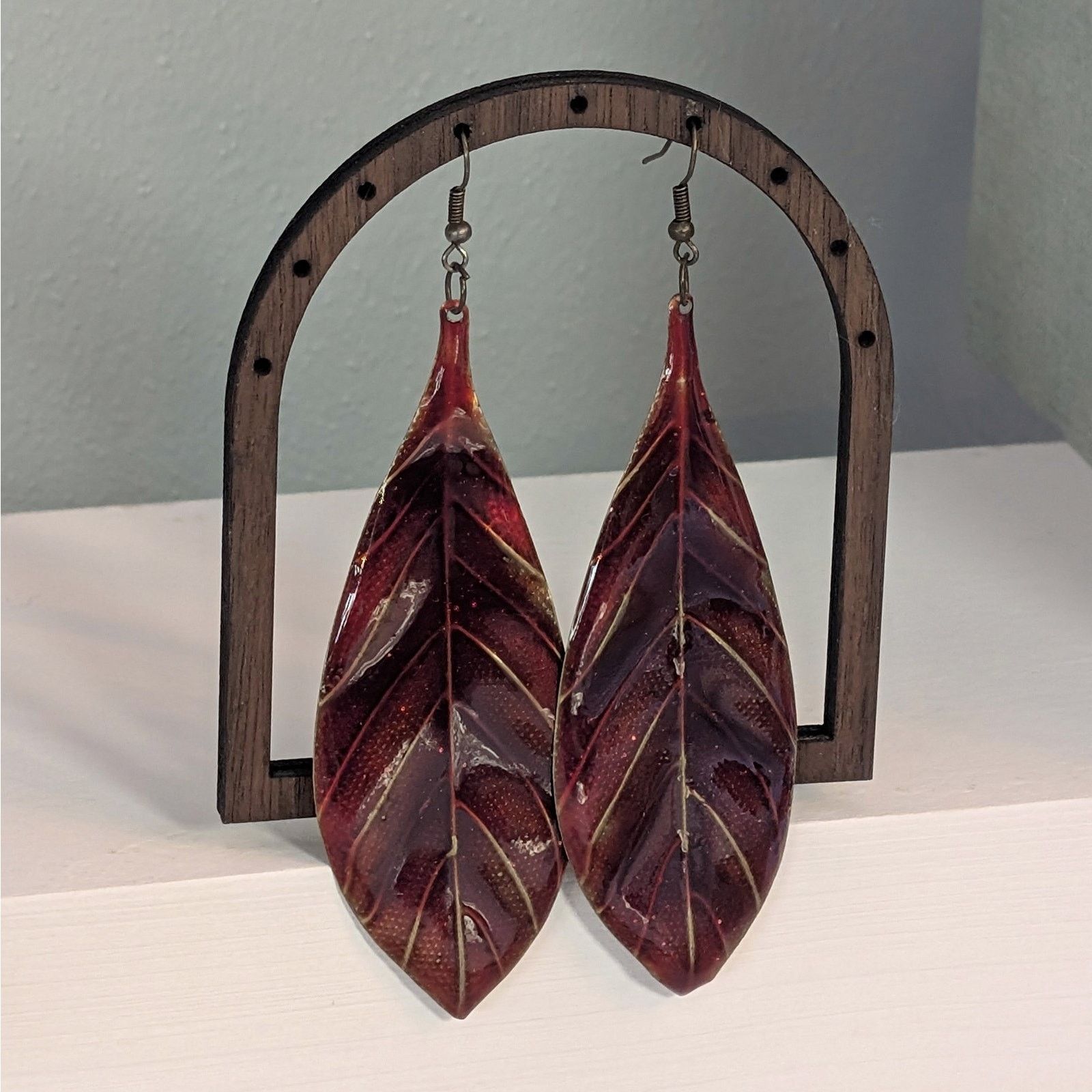 Other Nature-Inspired VTG 1980s Bronze & Rust Leaf-Shaped Earrings Size ONE SIZE - 1 Thumbnail