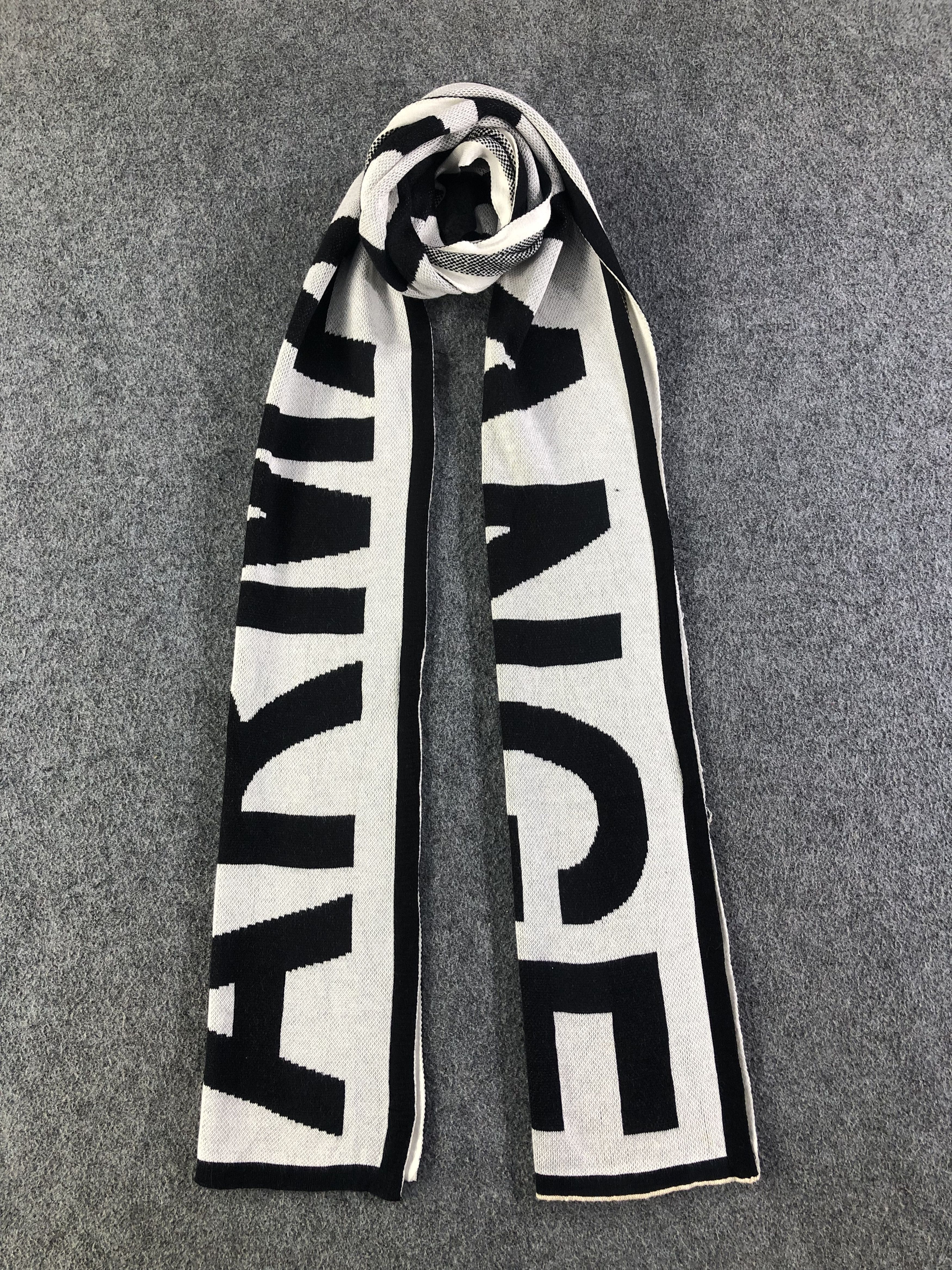 Armani Exchange Armani Exchange Scarf / Muffler / Neckwear Size ONE SIZE - 1 Thumbnail