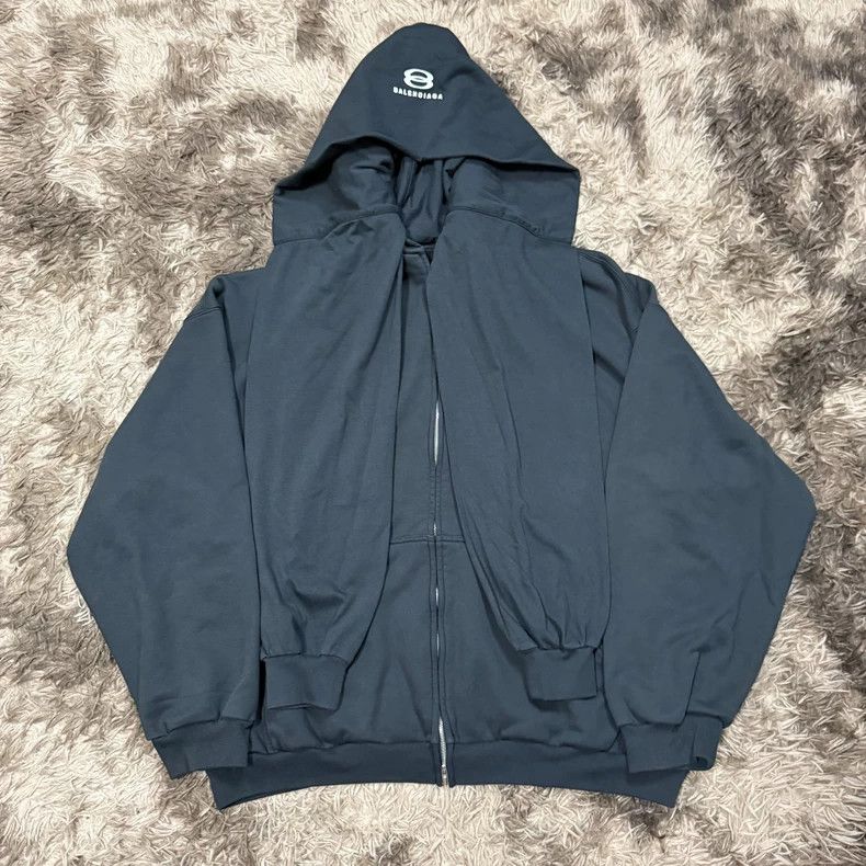 Balenciaga Balenciaga Fake two-piece four-sleeve hoodie Size US XL / EU 56 / 4 - 1 Thumbnail