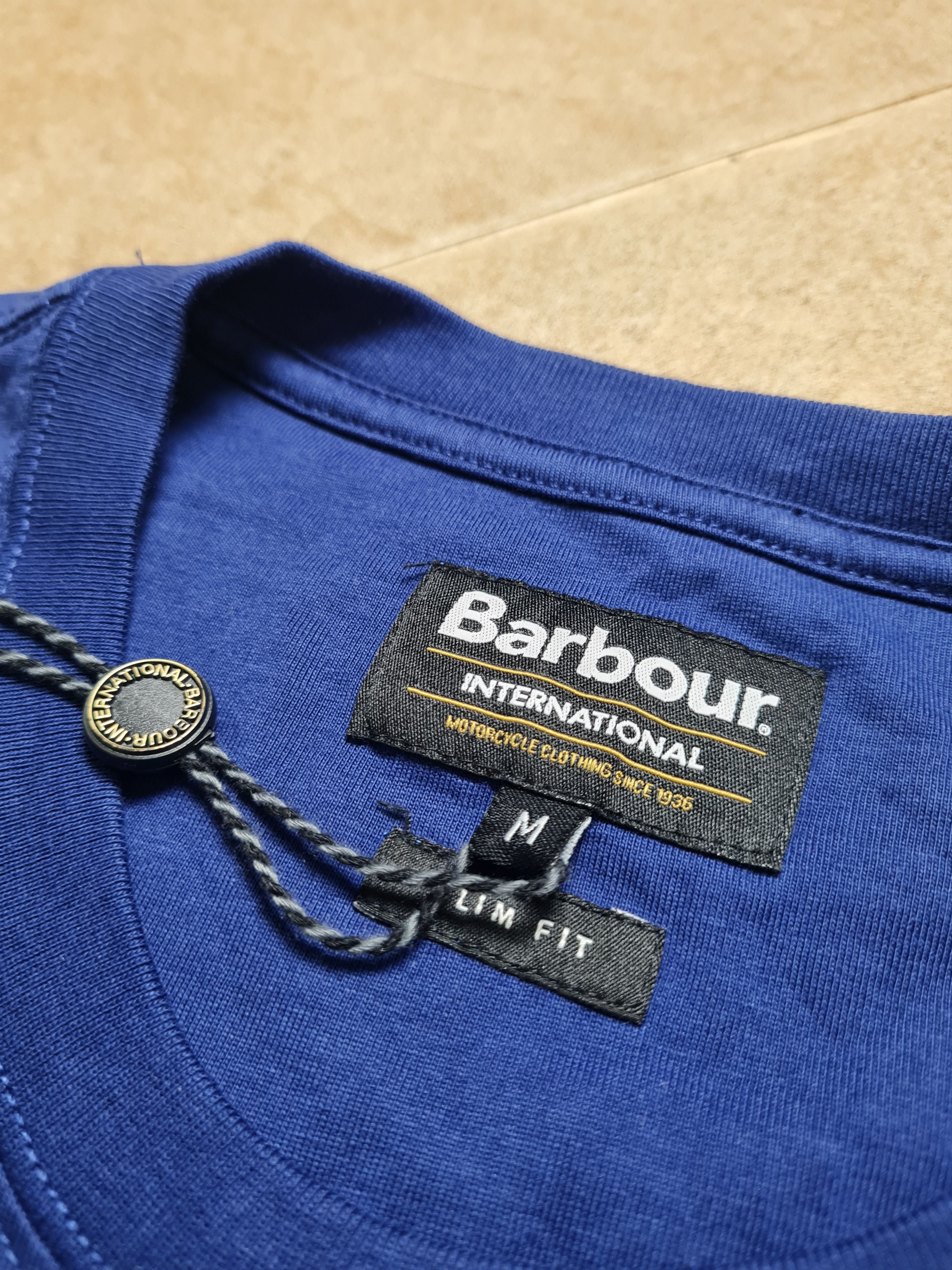 Barbour T-shirts Big Logo Barbour International mens shirt Blue M Size US M / EU 48-50 / 2 - 13 Thumbnail