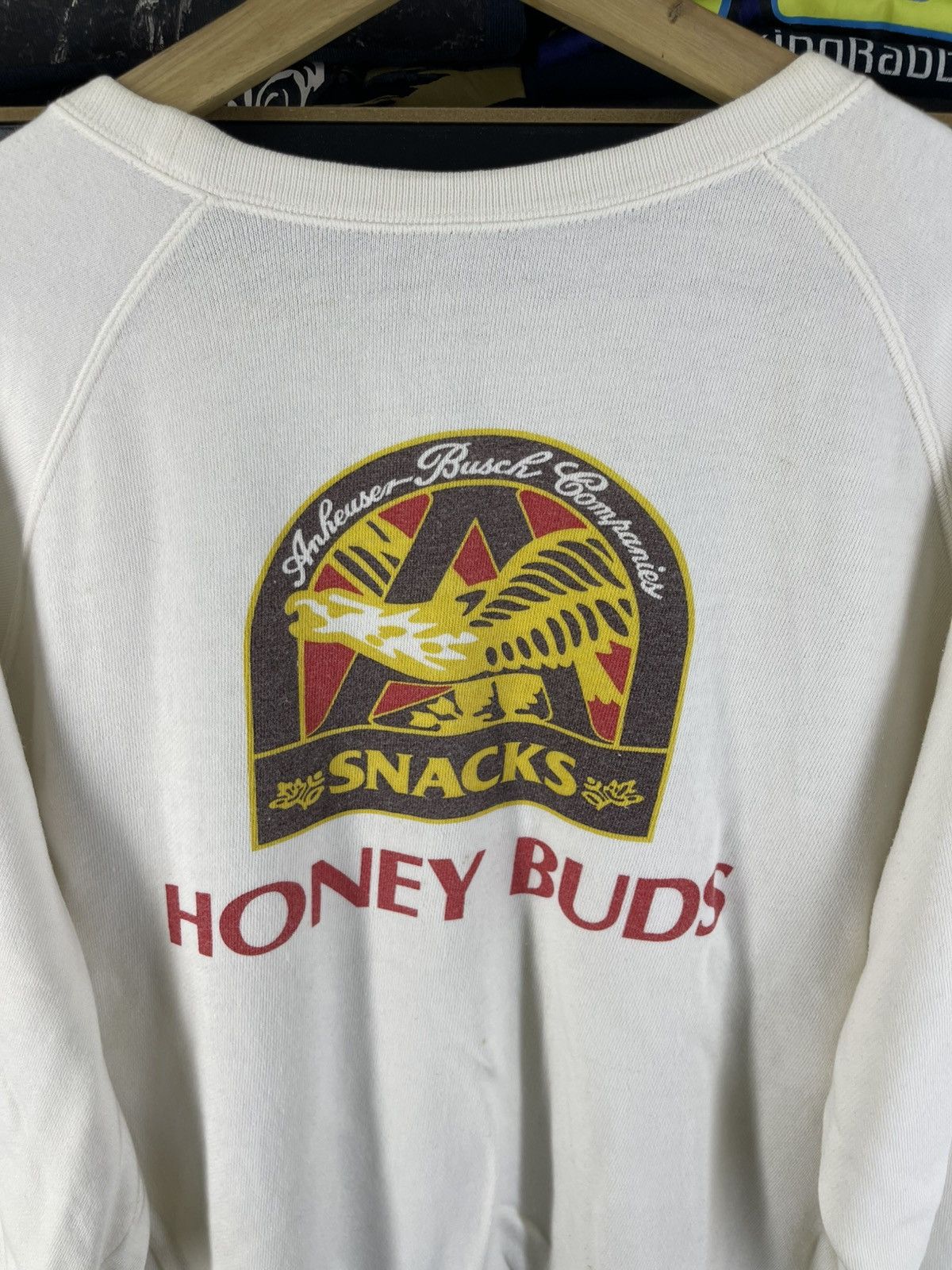 Budweiser Vintage 90's Budweiser King Of Beers Honey Buds Sweatshirt Size US M / EU 48-50 / 2 - 9 Thumbnail
