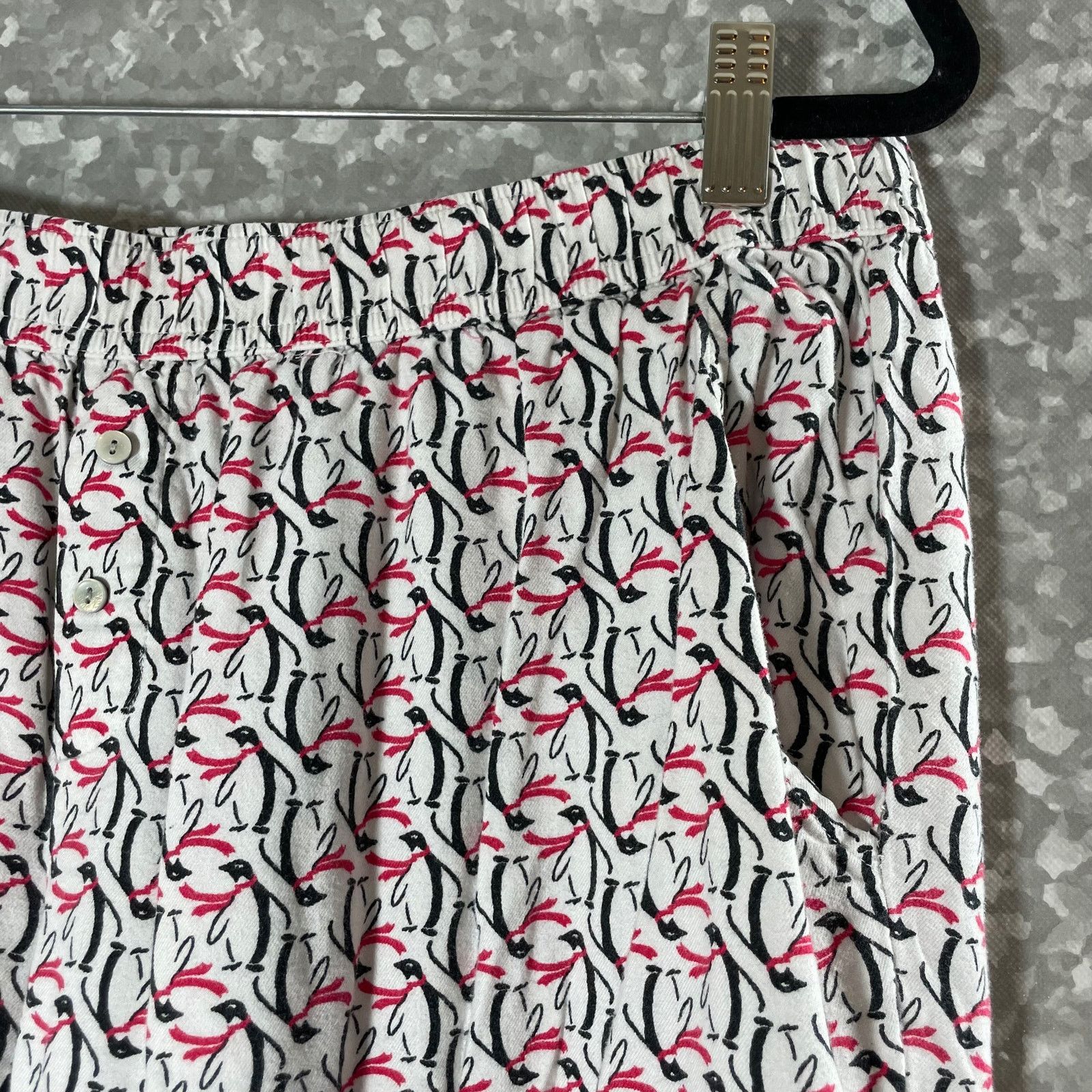 Victoria's Secret Victoria's Secret Penguin Flannel Pajama Pants - Size Large Size 34" / US 12 / IT 48 - 2 Thumbnail