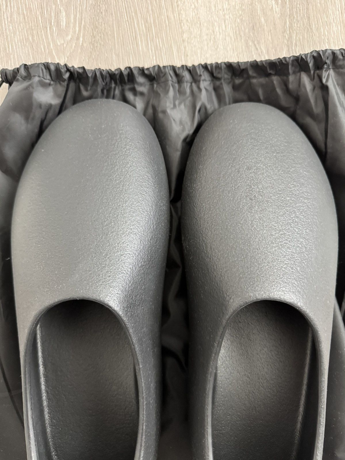 Yeezy Yzy SL-01 Slip On Size US 10 / EU 43 - 7 Thumbnail