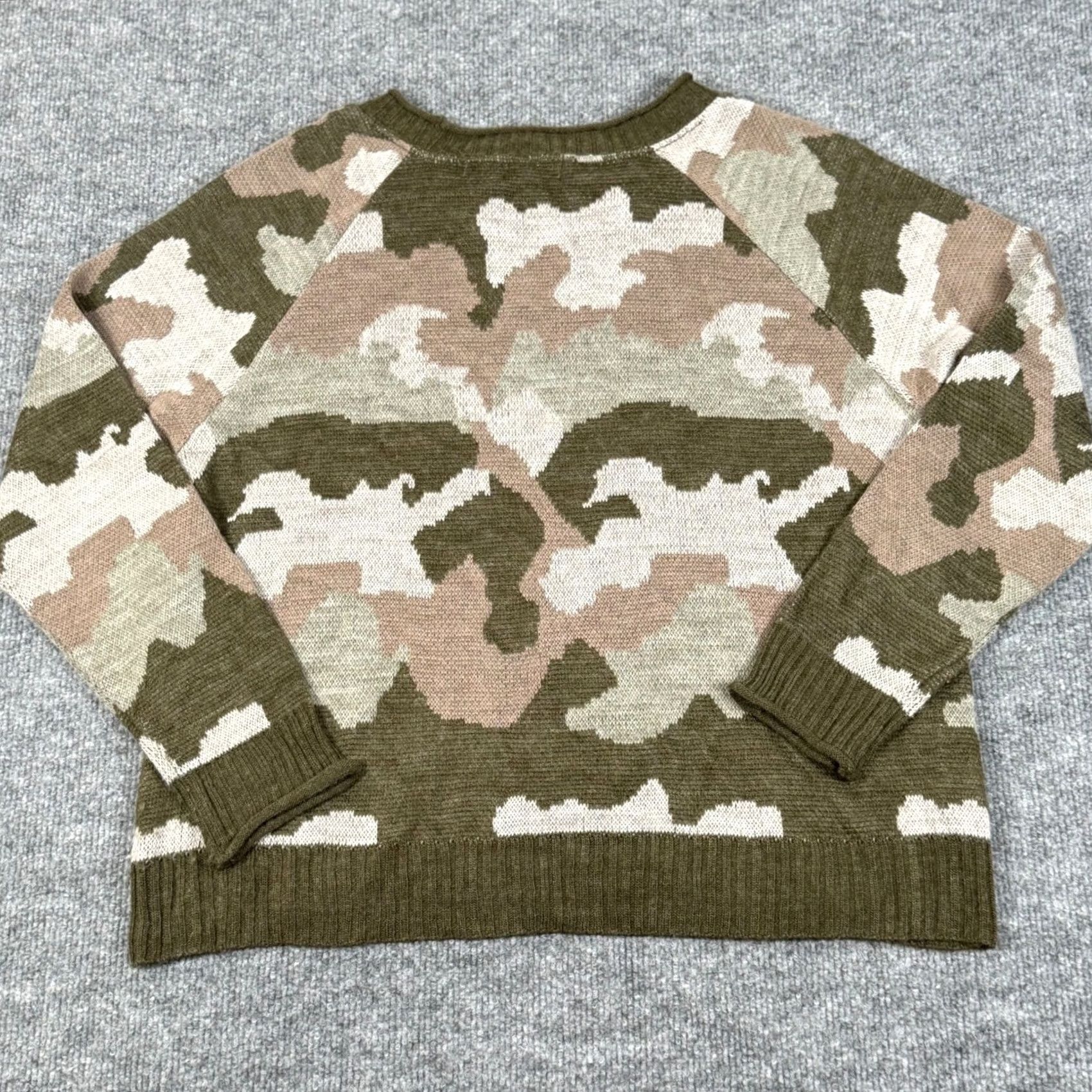 Eddie Bauer Eddie Bauer Camouflage Knit Sweater Pullover Raglan Sleeve Crew Neck Women's M Green Tan Autumn Winter Casual Outdoor Fashion Size M / US 6-8 / IT 42-44 - 3 Thumbnail