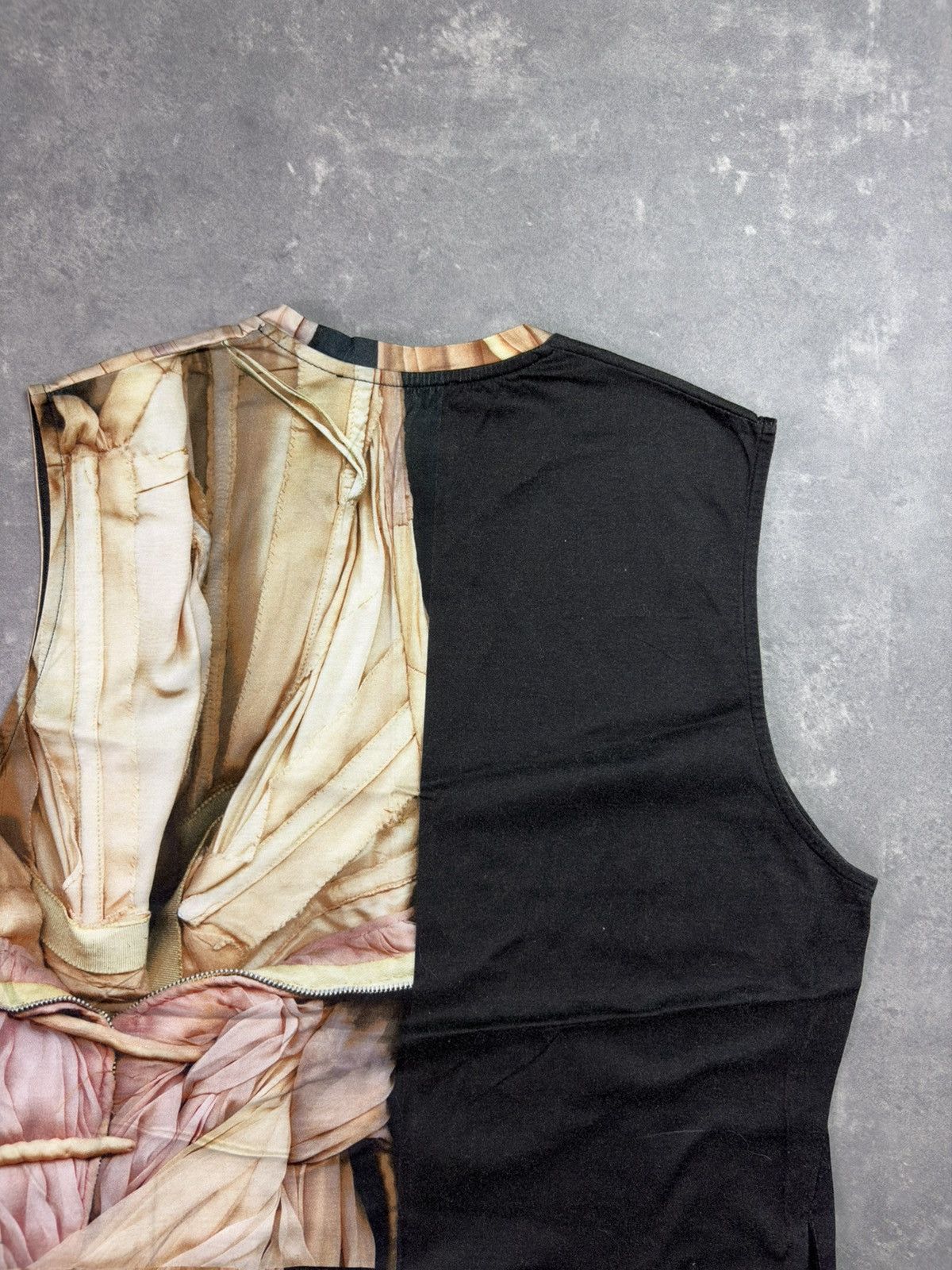 Acne Studios Acne Studios Zone Merc Printed Tank Top Sleeveless M Size US M / EU 48-50 / 2 - 10 Thumbnail