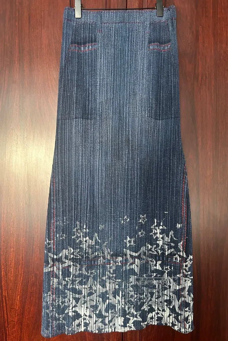 Issey Miyake Issey Miyake size:1 Denim Star Midi Skirt Size 31" - 1 Thumbnail