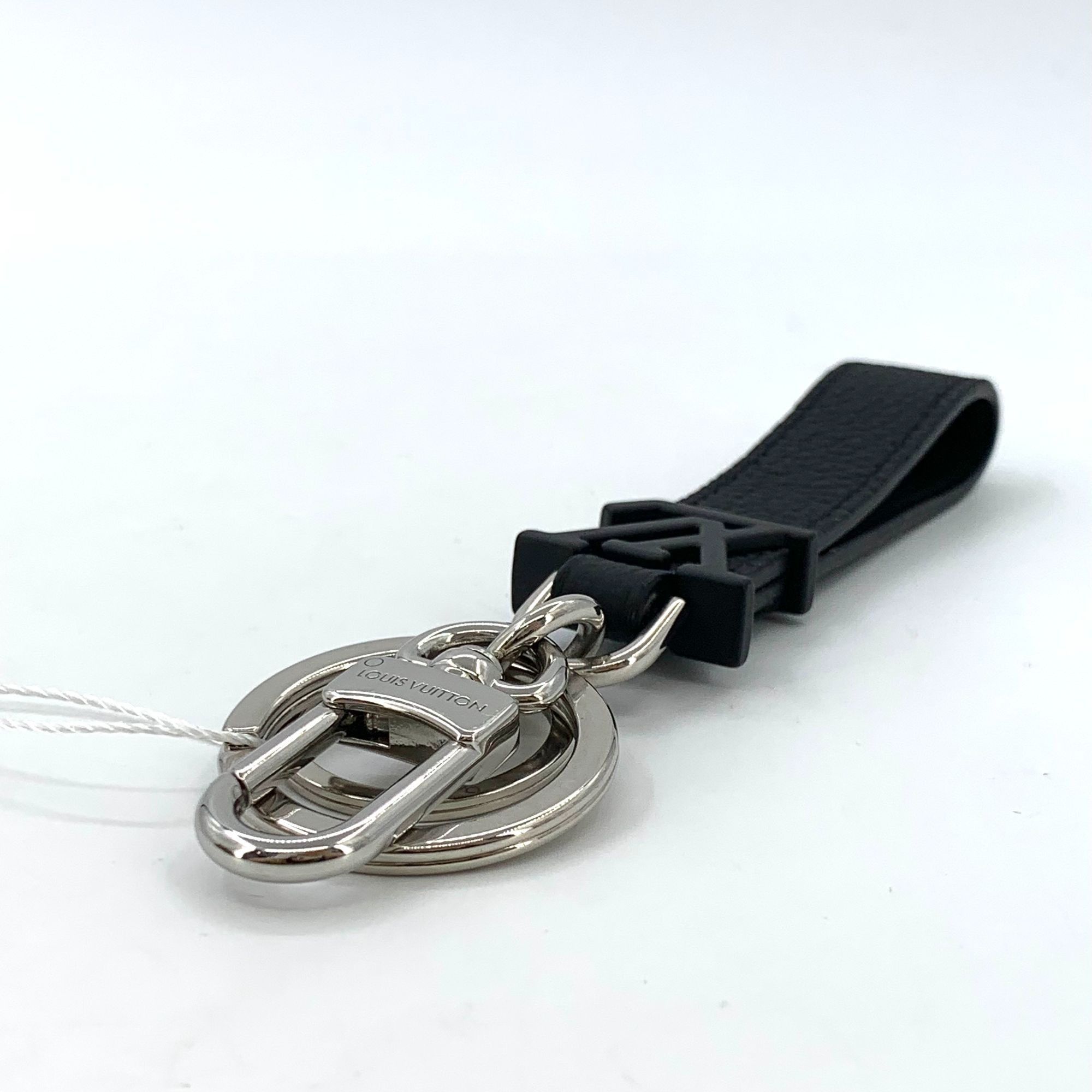 Louis Vuitton X9199 Louis Vuitton Black Leather Keychain With Silver-Tone Size ONE SIZE - 3 Thumbnail