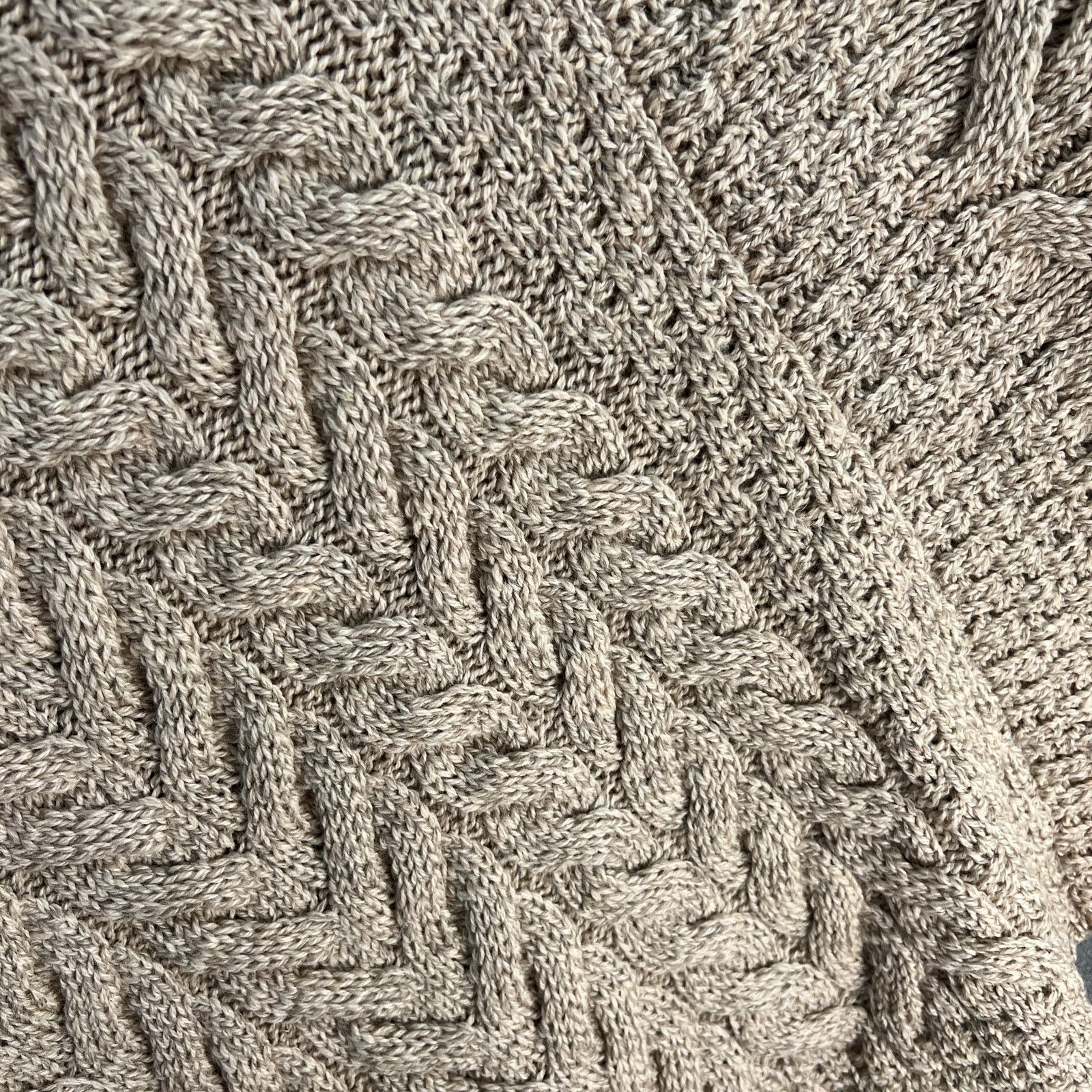 Aran Crafts Kilronan Merino Wool V-Neck Pancho Size M / US 6-8 / IT 42-44 - 6 Thumbnail