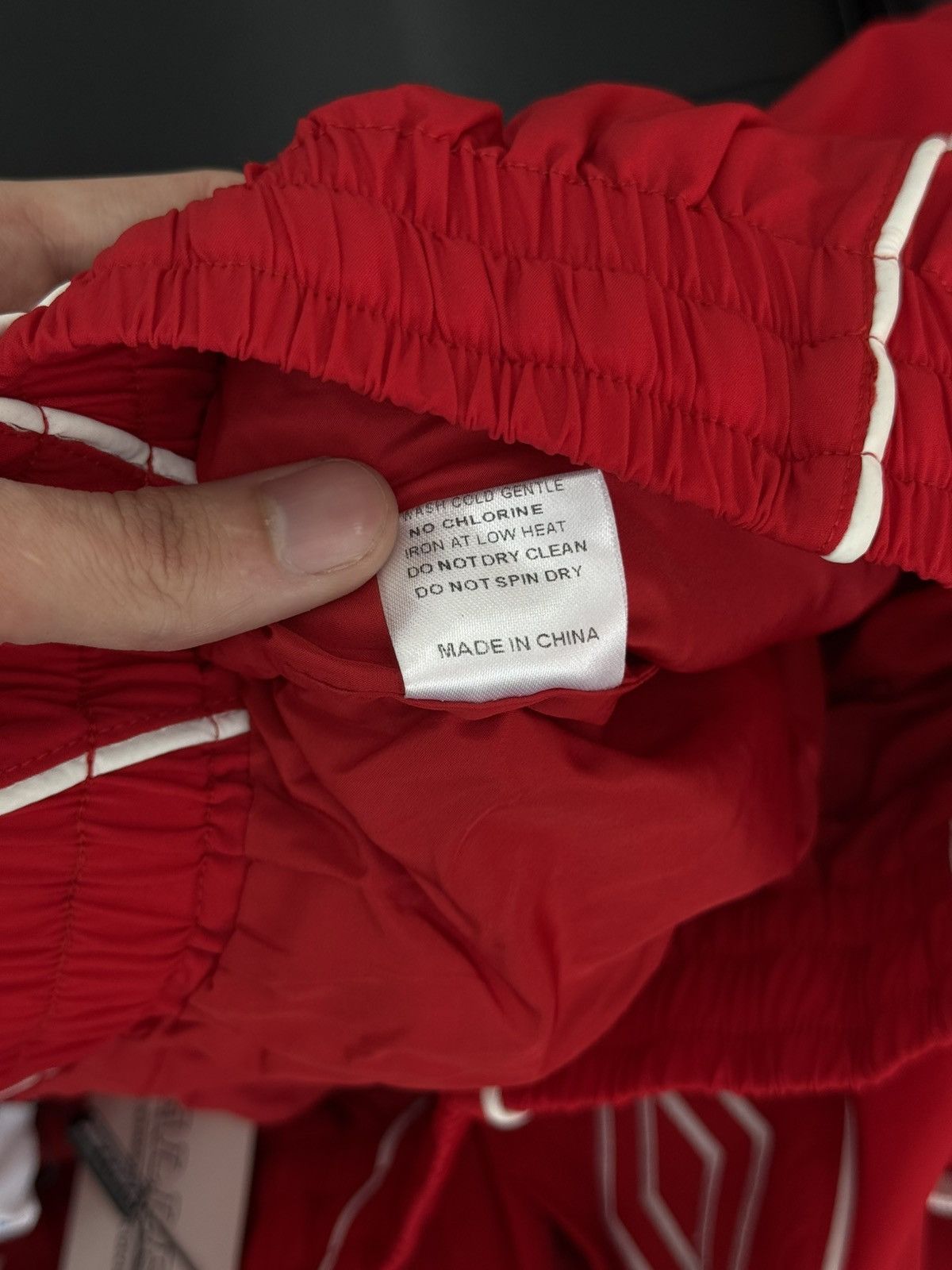 Vale Valley Red Baggy Shorts Brand New Size L (NEW) Size US 33 - 9 Thumbnail