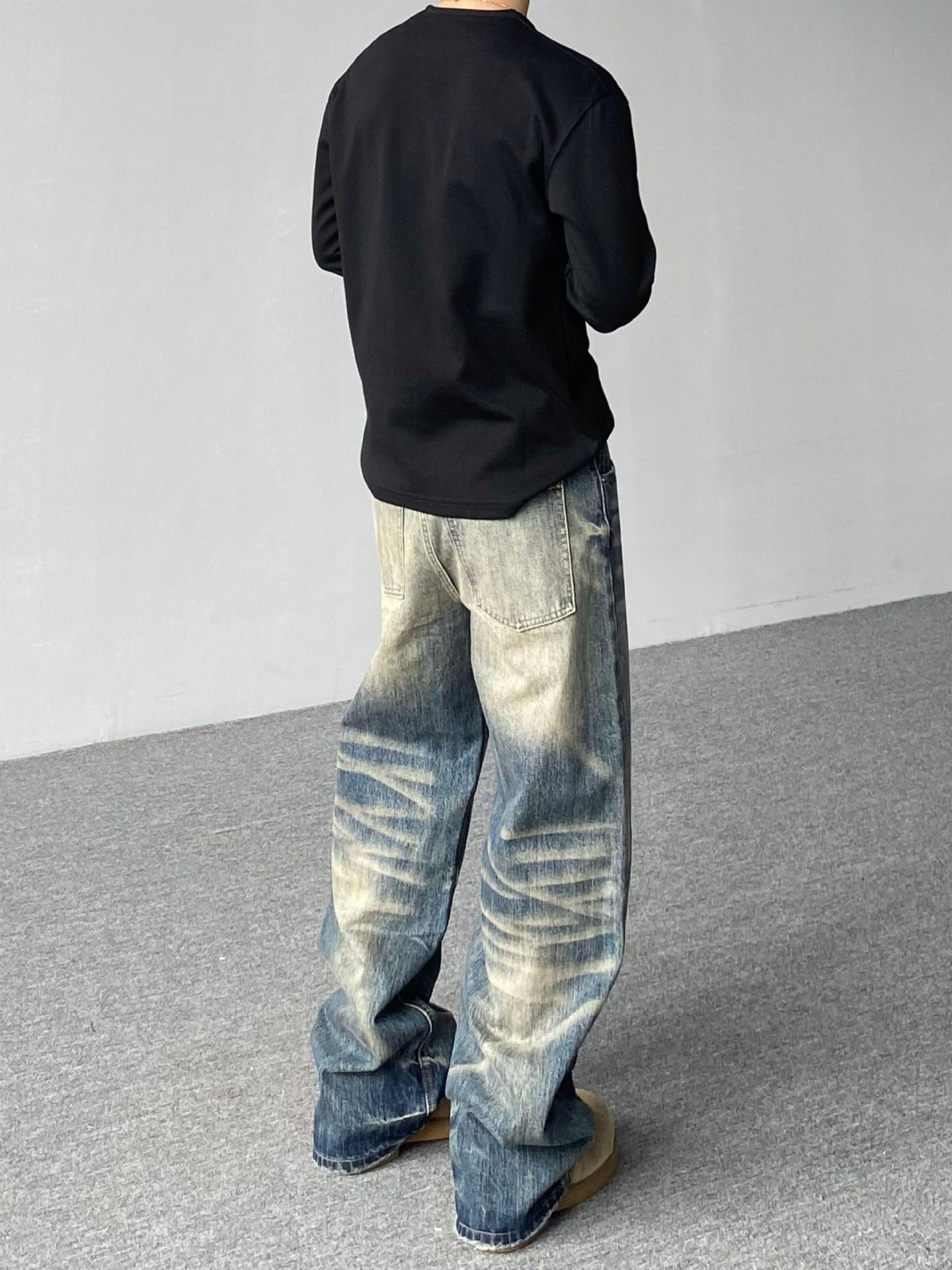 Vintage American-style Vibe washed whisker gradient jeans for men Size US 32 / EU 48 - 5 Thumbnail