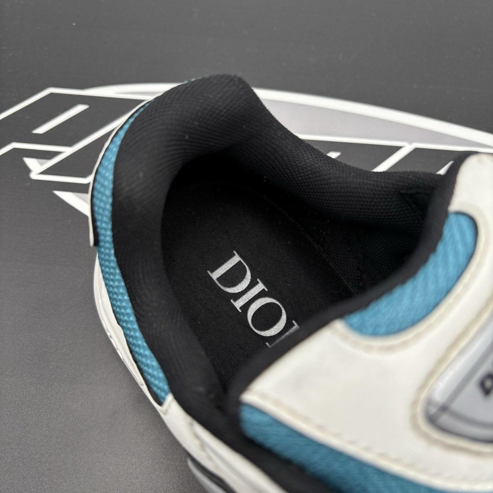 Dior Dior B30 Reflective Sneaker ' White Blue ' | GREAT CONDITION Size US 9 / EU 42 - 7 Thumbnail