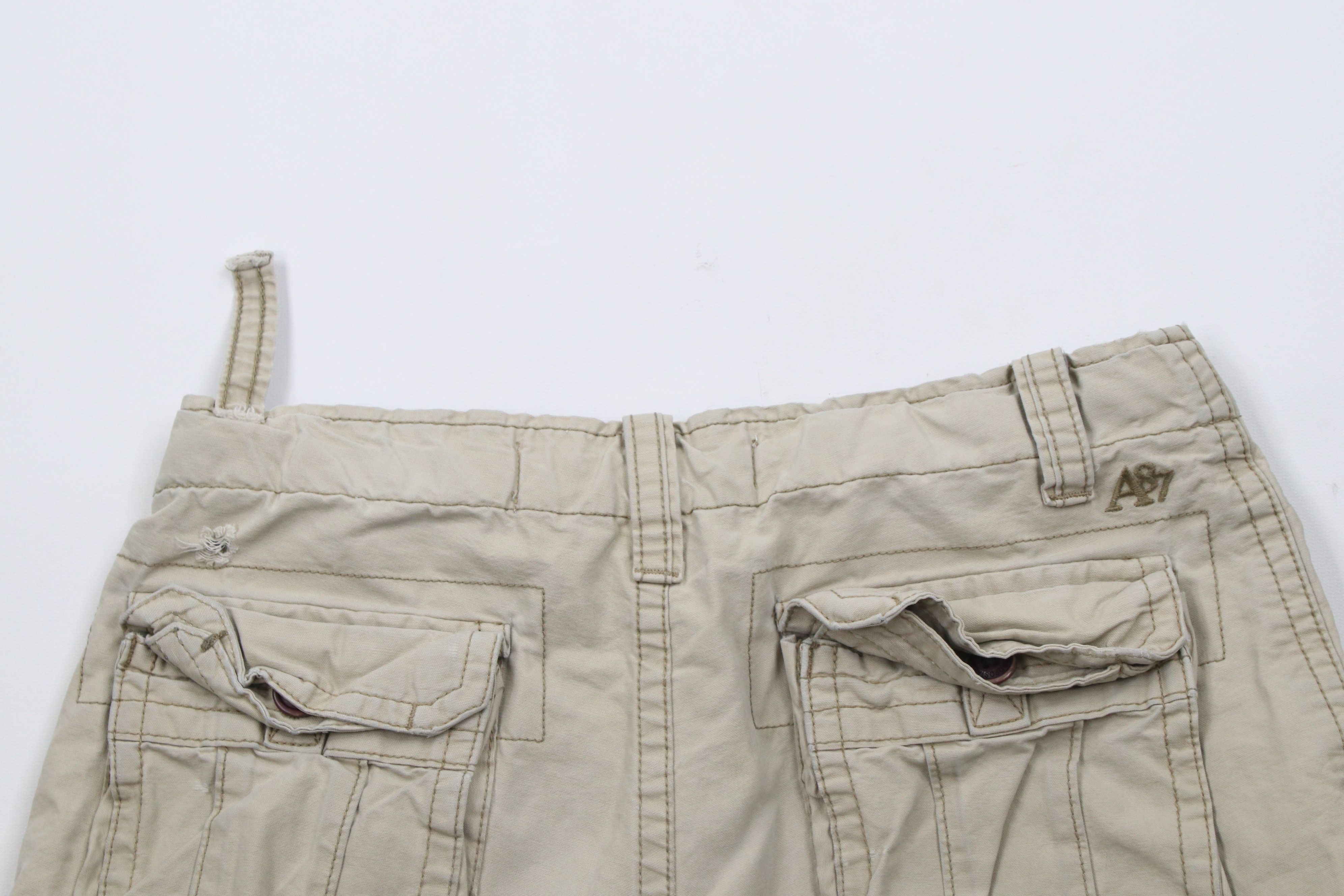 Aeropostale × Vintage Vintage Y2K Aeropostale Flower Heavyweight Cargo Shorts Size US 31 - 11 Thumbnail