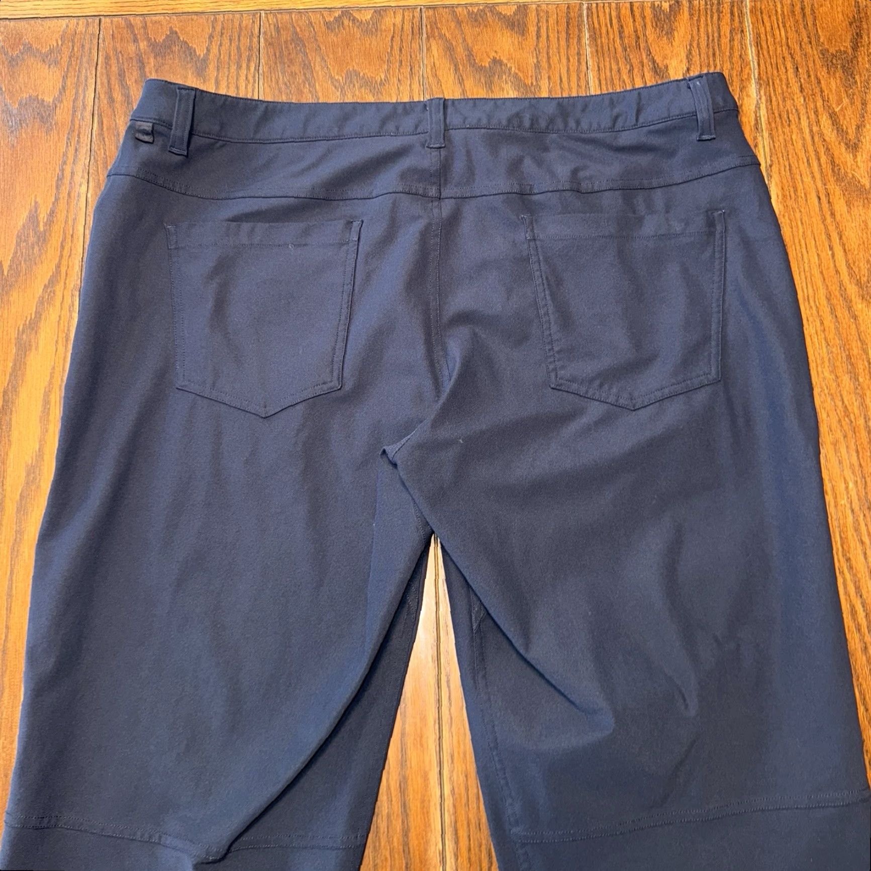 Lululemon Lululemon Men’s Pants Blue 38x33 Zip Pocket Stretch Regular Inseam 33" City Classic Activewear Athletic Golf Hiking Walking Man Mens Size US 38 / EU 54 - 6 Thumbnail