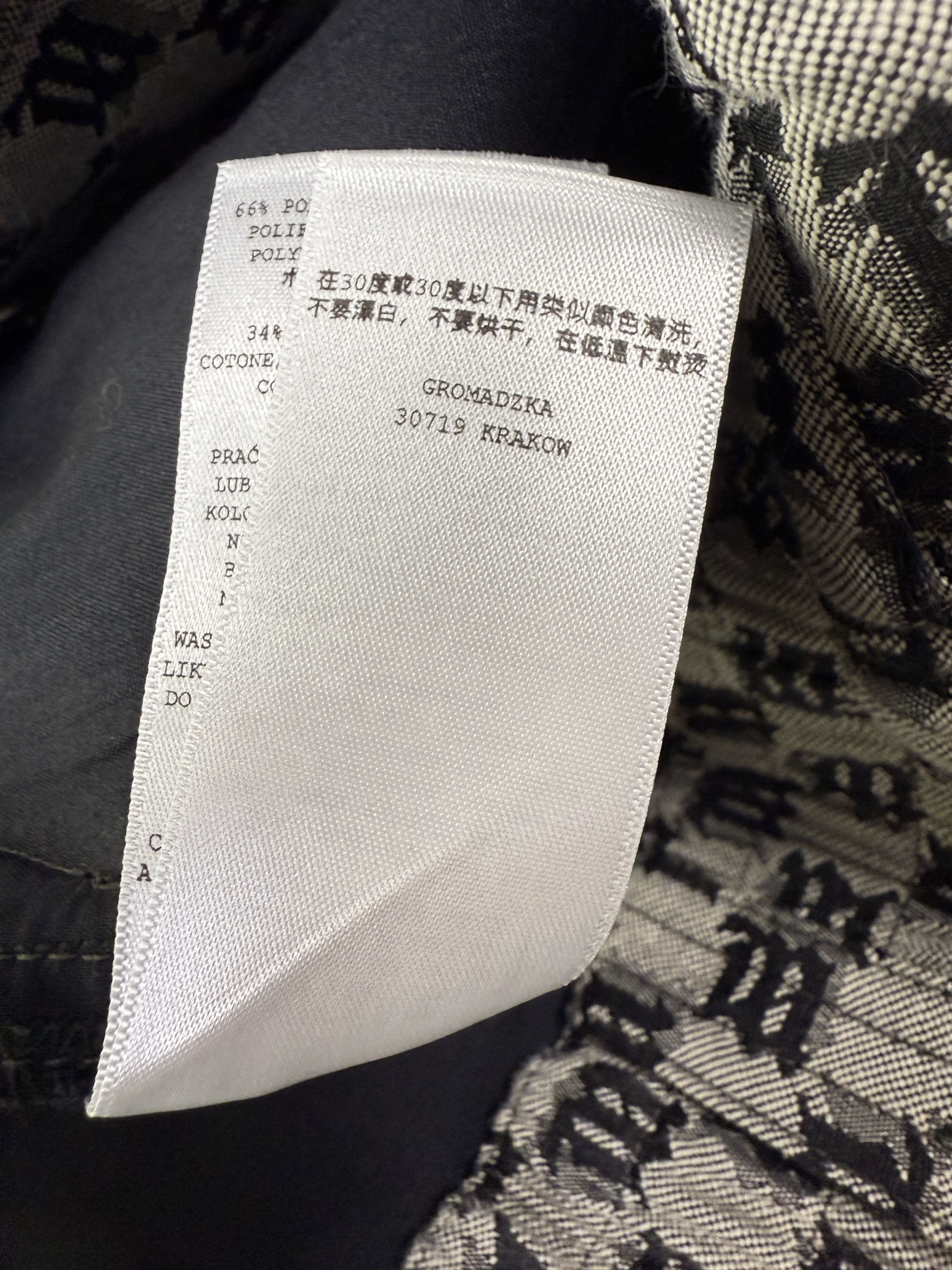 Misbhv $540 MISBHV Monogram Cargo Shorts Size US 32 / EU 48 - 11 Thumbnail