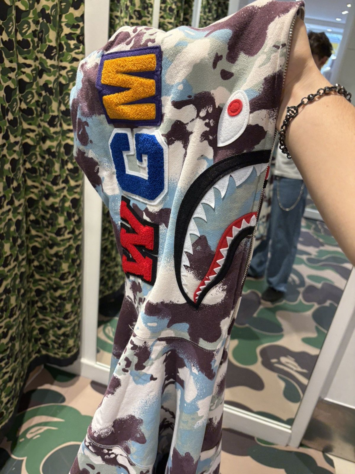 Bape BAPE Map Camo Shark Full Zip Hoodie Size US S / EU 44-46 / 1 - 5 Thumbnail