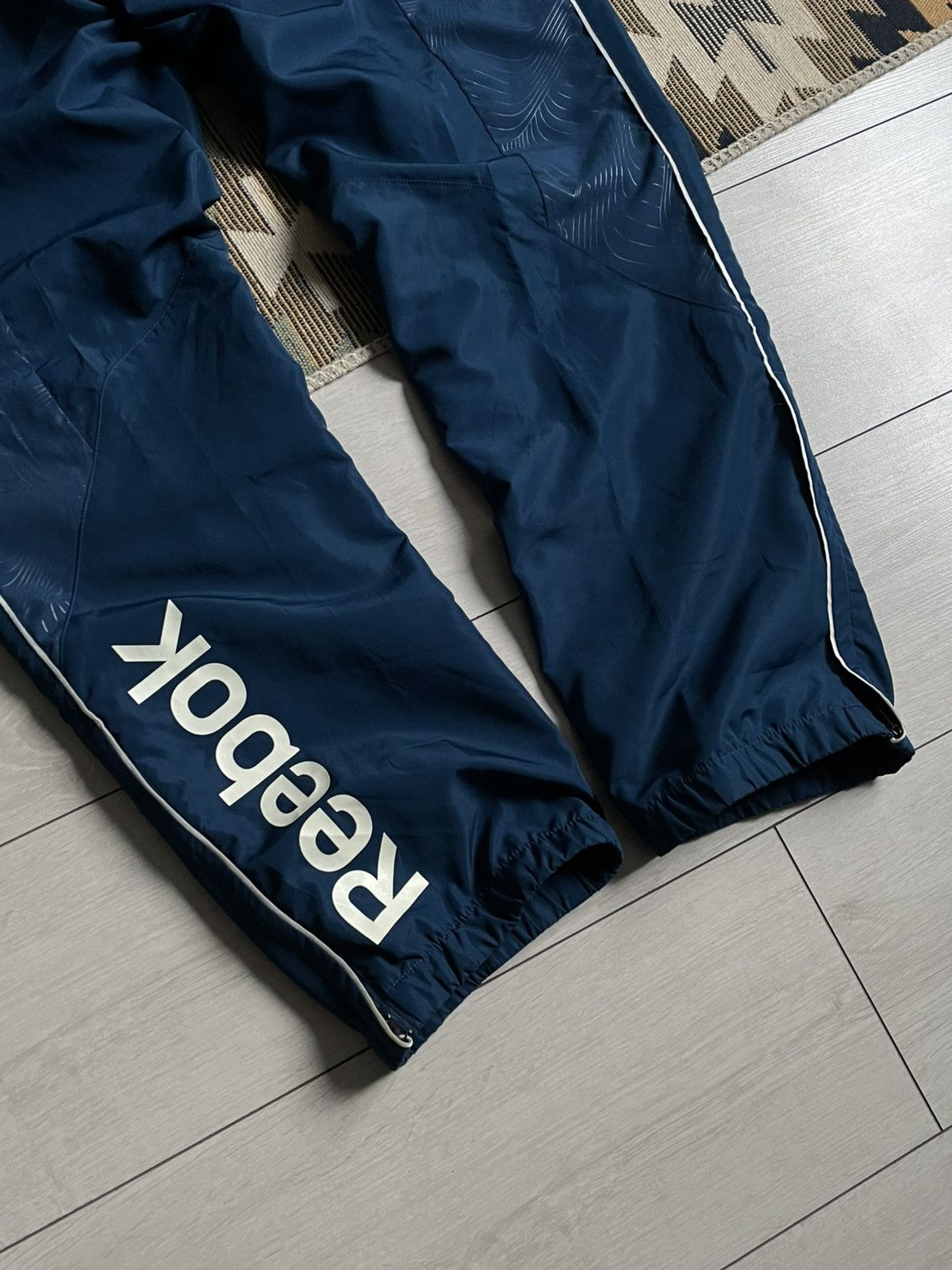 Reebok × Vintage Vintage Reebok Nylon Logo Pants Size US 32 / EU 48 - 8 Thumbnail