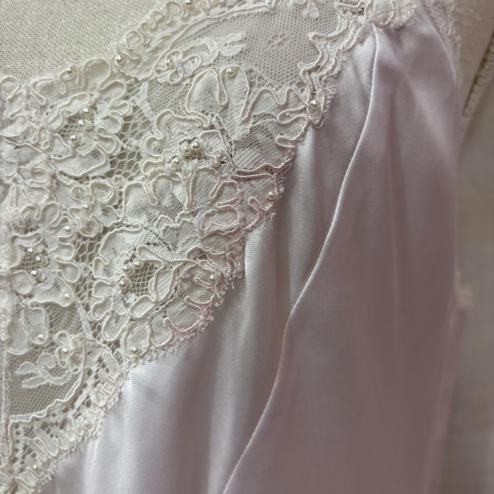 Other Vtg coquette Pale pink lace pearl bead satin nightgown Size ONE SIZE - 2 Thumbnail