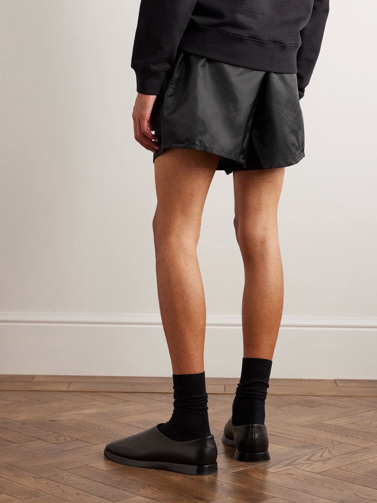 Essentials Fear Of God Essentials Running Short Size US 28 / EU 44 - 10 Thumbnail