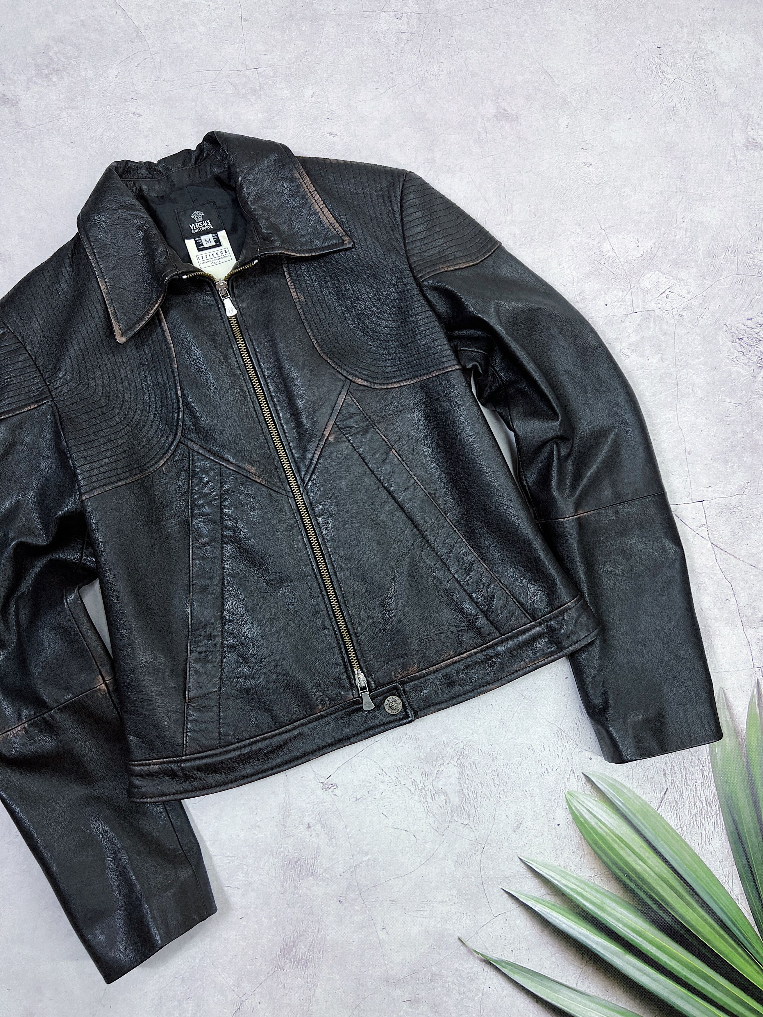 Versace × Versace Jeans Couture × Vintage Versace Jeans Couture Leather Jacket Distressed Design Size M / US 6-8 / IT 42-44 - 7 Thumbnail