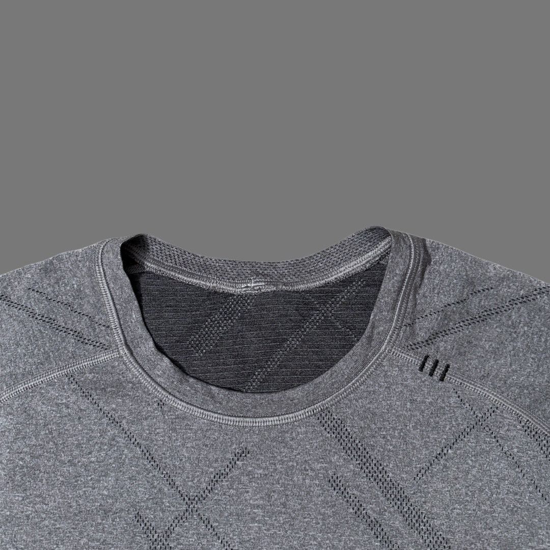 Lululemon lululemon Active Top Gray Mens Geometric Tee SS Size M EUC Size US M / EU 48-50 / 2 - 3 Thumbnail
