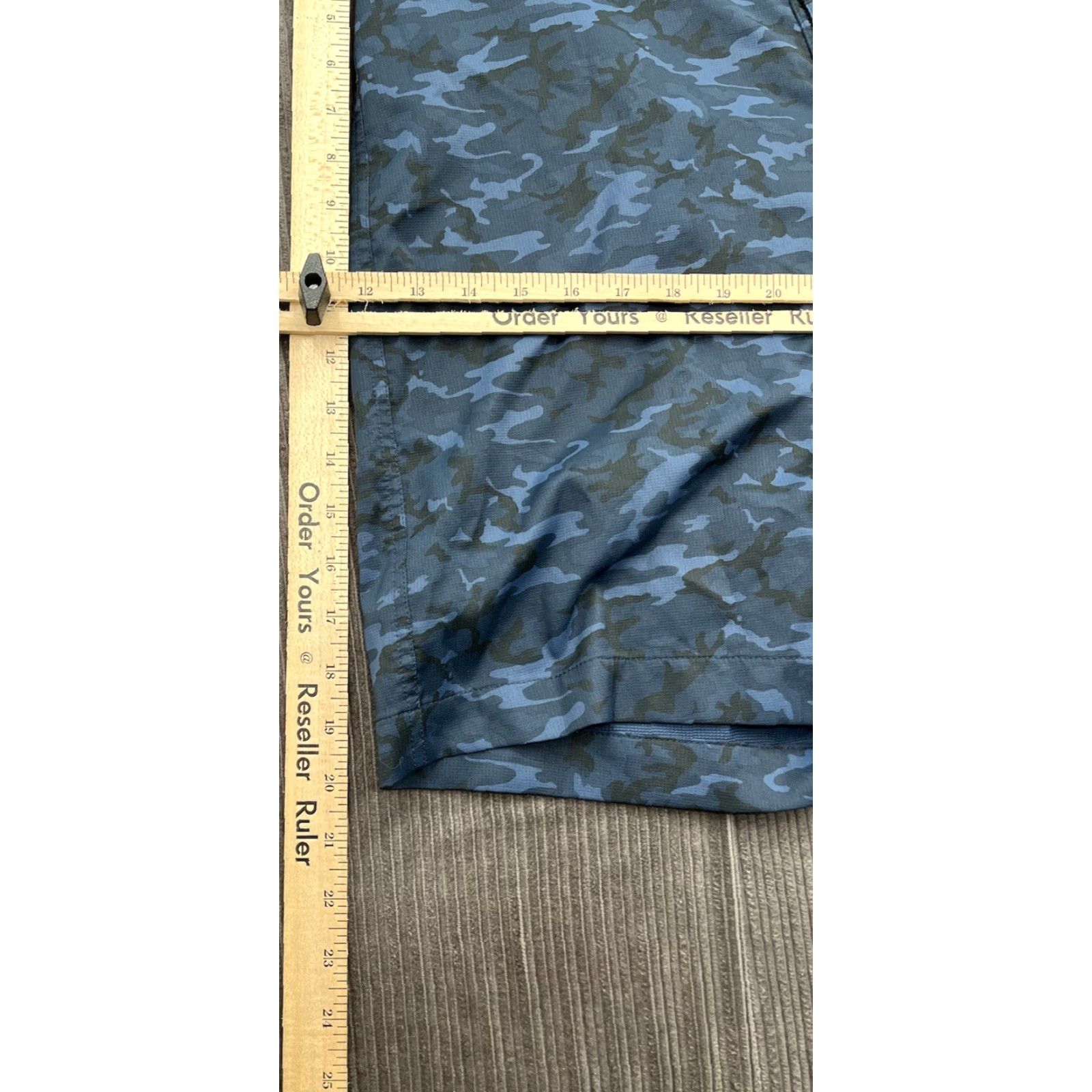 Vintage Mack Weldon Men Board Shorts Regular 36 Blue Camo Beach 8' Inseam Pockets 5-Pocket Design Casual Summer Sungirl Men Size US 36 / EU 52 - 5 Thumbnail