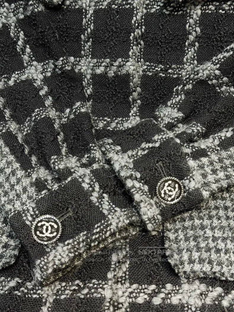 Chanel Chanel Black and gray plaid four-pocket wool stitching sta Size XS / US 0-2 / IT 36-38 - 4 Thumbnail