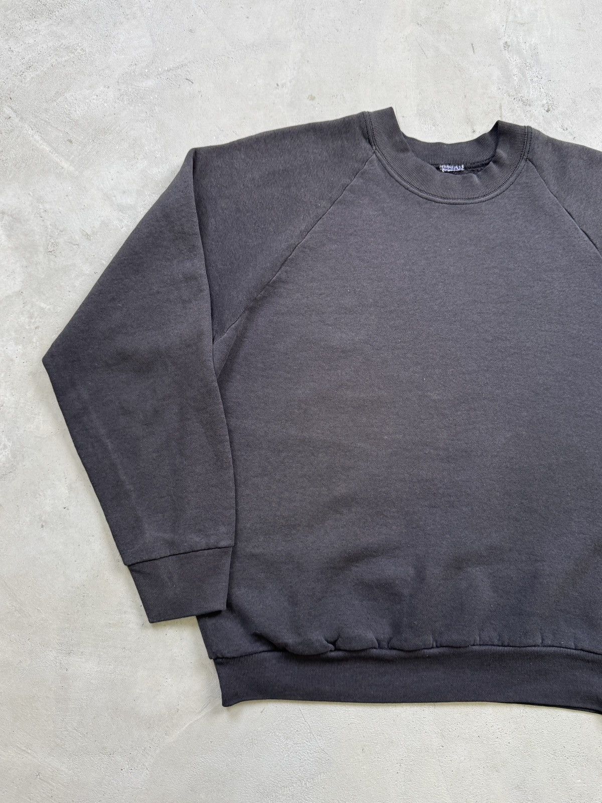 Russell Athletic × Vintage Sunfaded Vintage Black Sweater Size US XS / EU 42 / 0 - 3 Thumbnail
