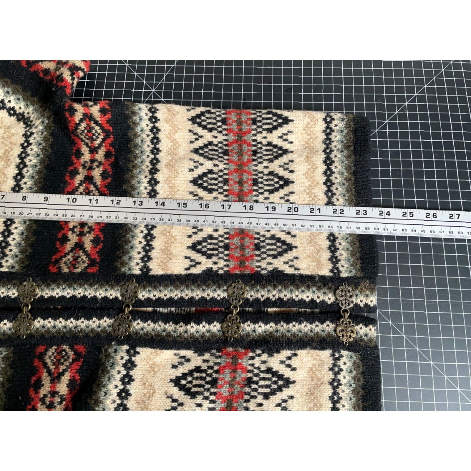 Vintage VINTAGE Telluride Clasp Wool Cardigan Women’s Medium Brown Geometric Southwestern 90s Classic Hipster Retro Aztec Knit Style Cardigan Mens Women? Size M / US 6-8 / IT 42-44 - 6 Thumbnail
