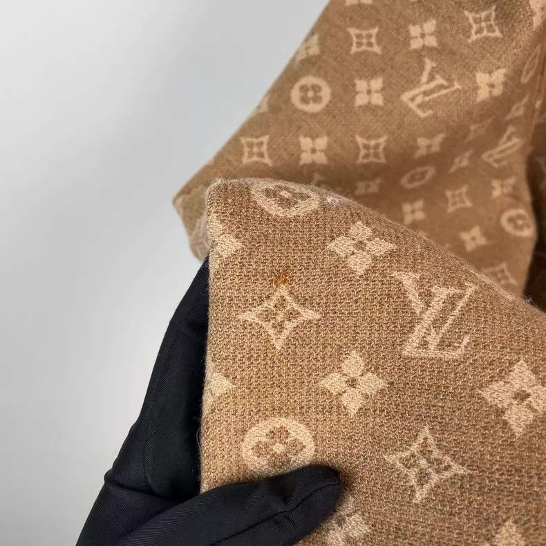 Louis Vuitton Louis Vuitton Grace Coddington Monogram FW25 Cat Collectio Size S / US 4 / IT 40 - 7 Thumbnail