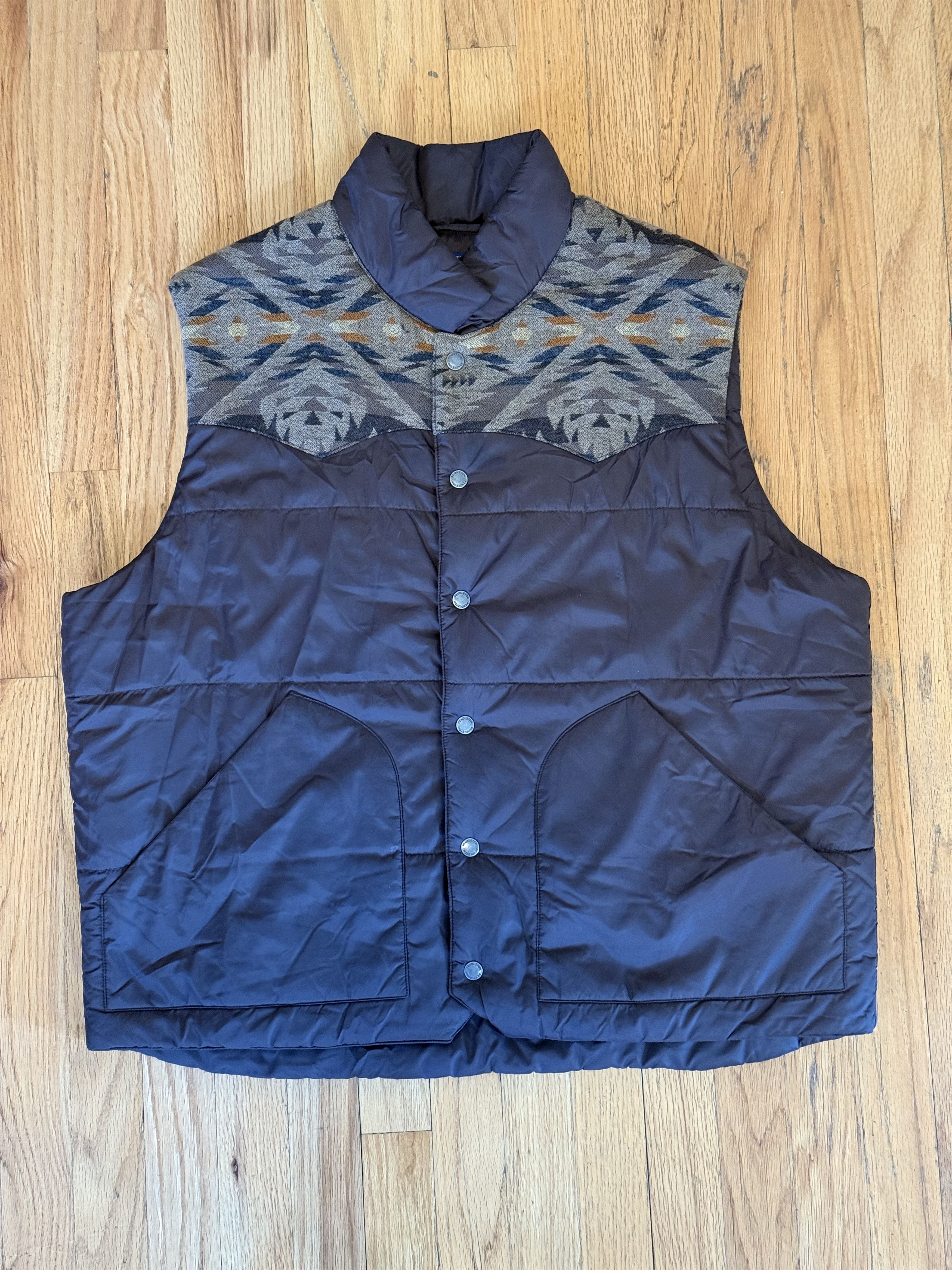 Pendleton Rare Pendleton Diamond Desert Pattern Puffer Down Vest - XL Size US XL / EU 56 / 4 - 2 Thumbnail