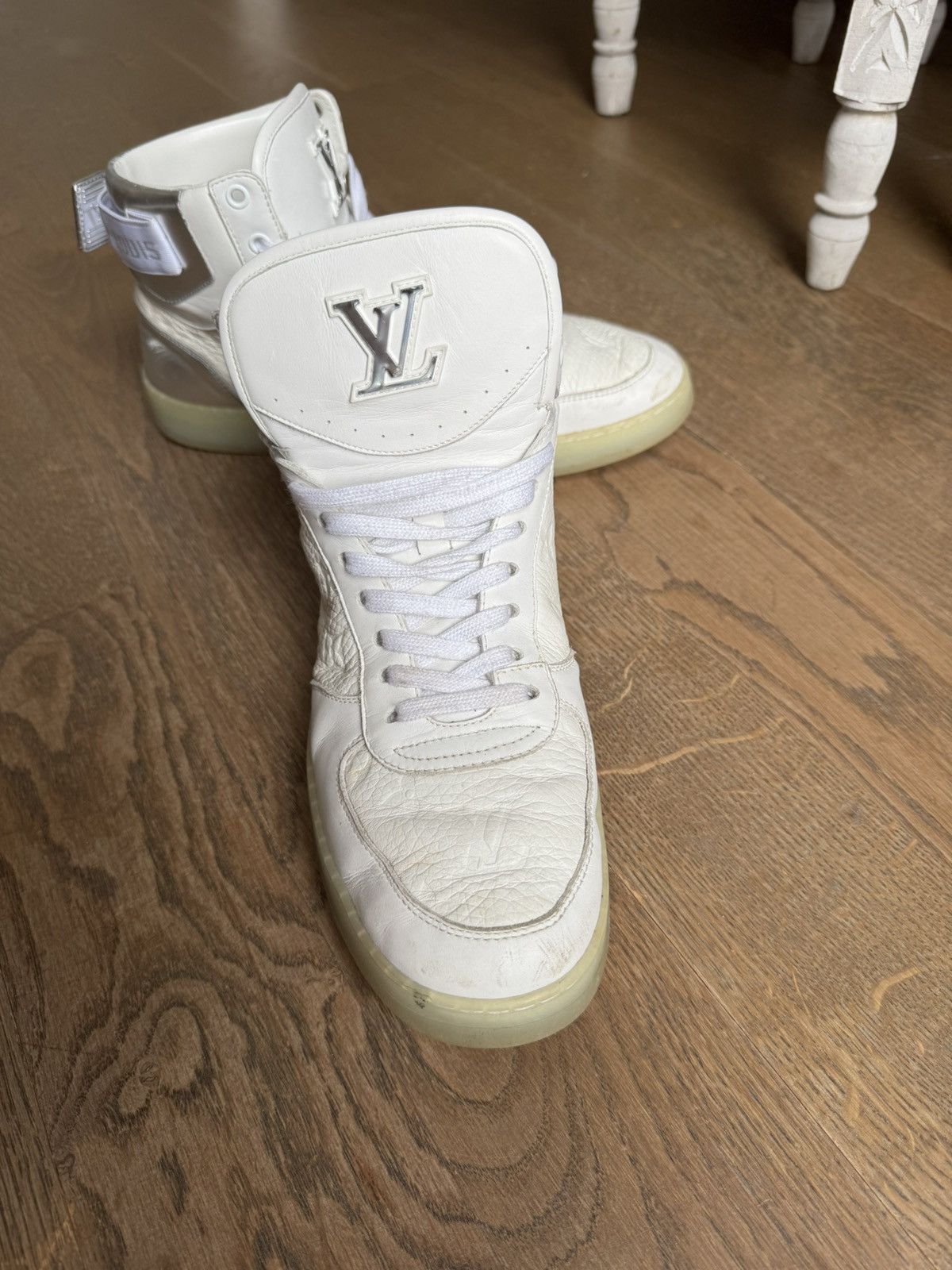 Louis Vuitton Louis Vuitton Rivoli High Top Size US 8.5 / EU 41-42 - 2 Thumbnail
