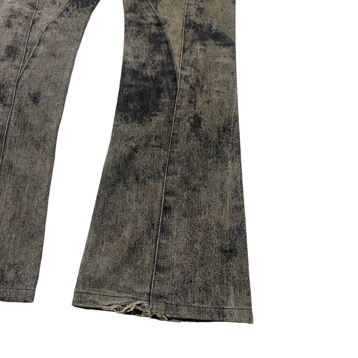 Schlussel SCHLUSSEL Spiral Cut Low Flare Coated Jeans Size US 29 - 15 Thumbnail