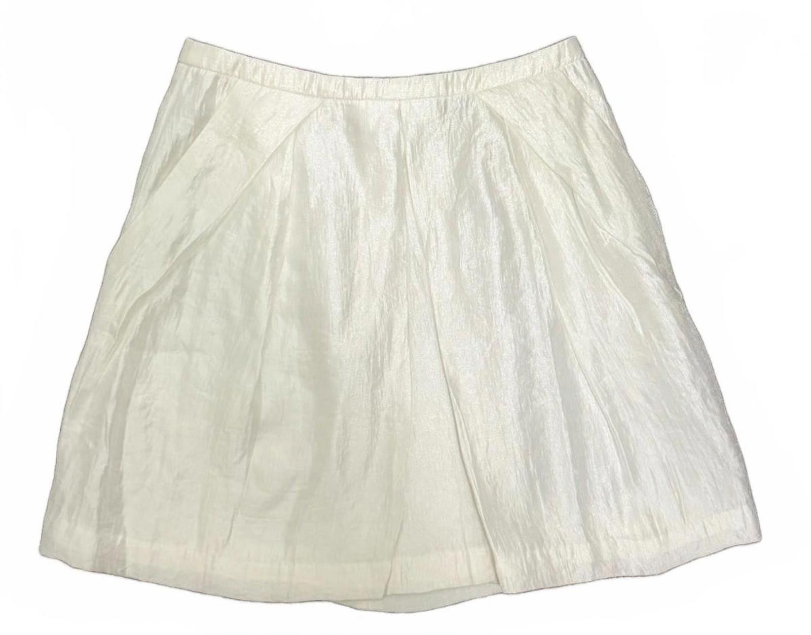 H&M H&M A-line Mini Skirt in Cream (US 6) Size 28" / US 6 / IT 42 - 1 Thumbnail