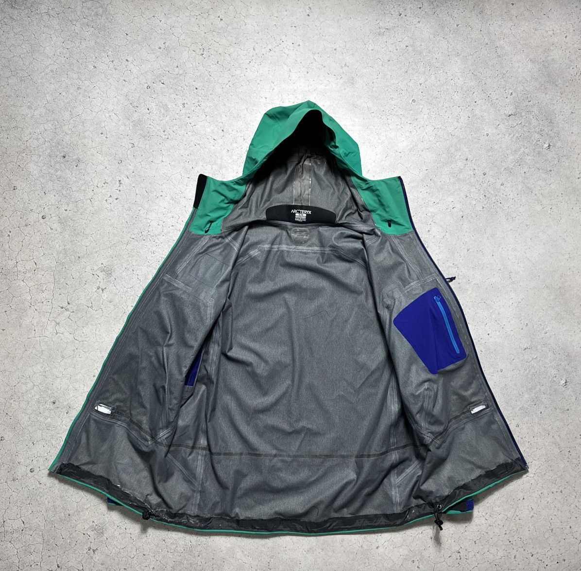 Arc'teryx Arcteryx Gore-Tex Nylon Windbreakers Jacket Outdoor Size M Size US M / EU 48-50 / 2 - 8 Thumbnail